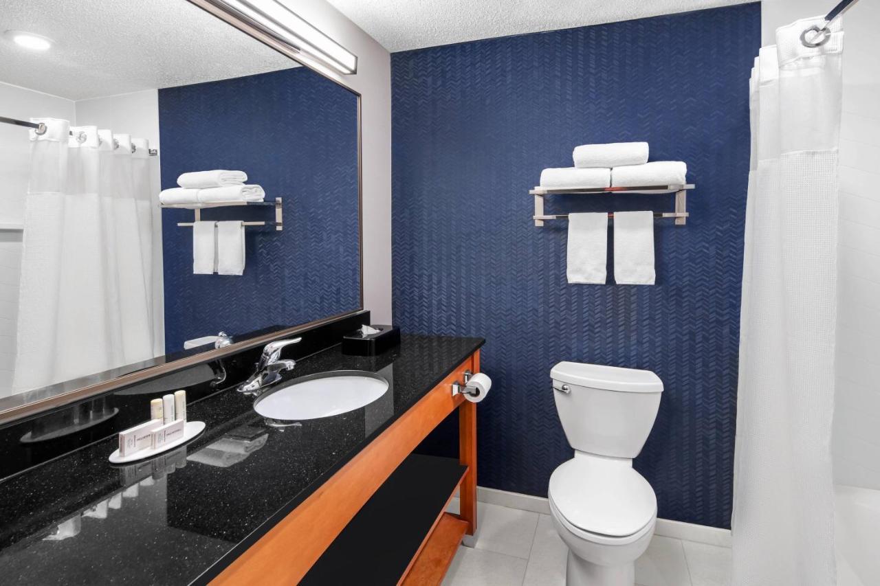 Hotel Fairfield & Airport Denver