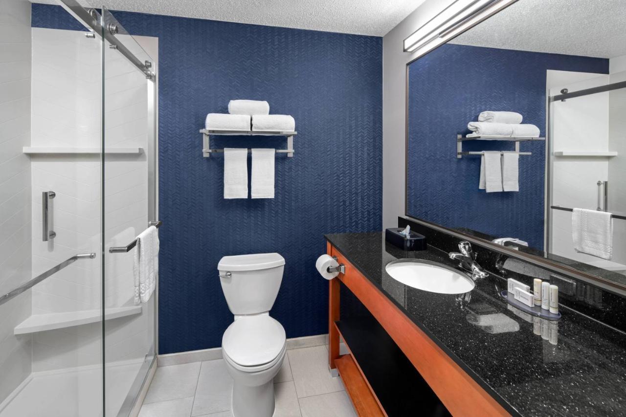 Hotel Fairfield & Airport Denver