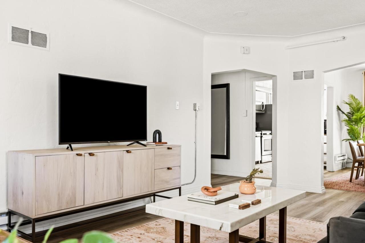 Apartment Modern Comfort - King Beds - Walk To Sloans *