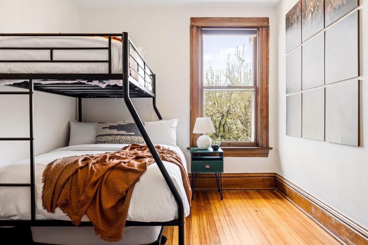 Chic Victorian Manor - Sleeps 12 - Congress Park Holiday home Denver