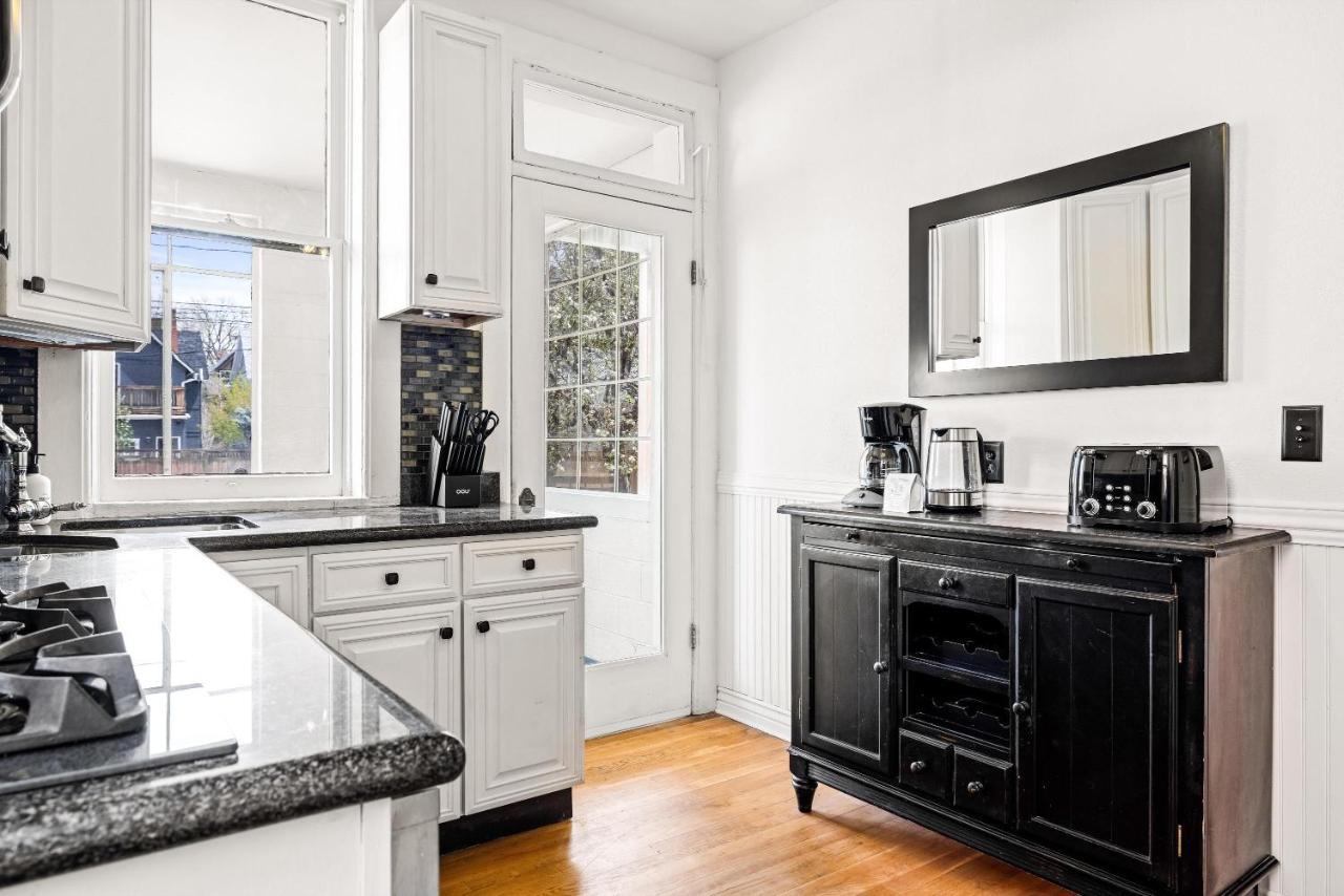 Holiday home Chic Victorian Manor - Sleeps 12 - Congress Park Denver