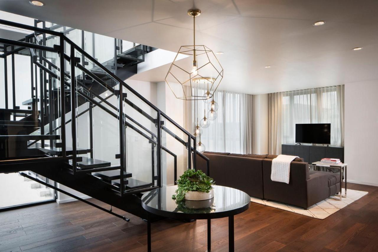 Halcyon - A In Cherry Creek 4* Denver