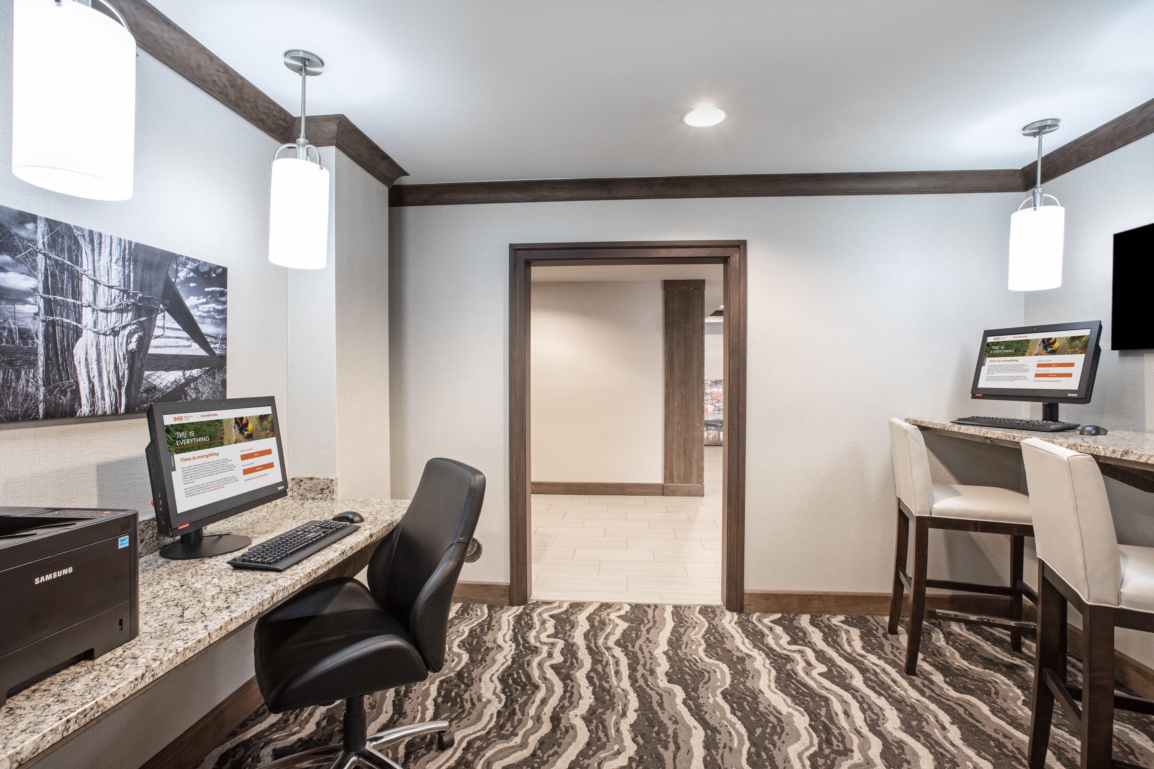 Staybridge International Airport By Ihg