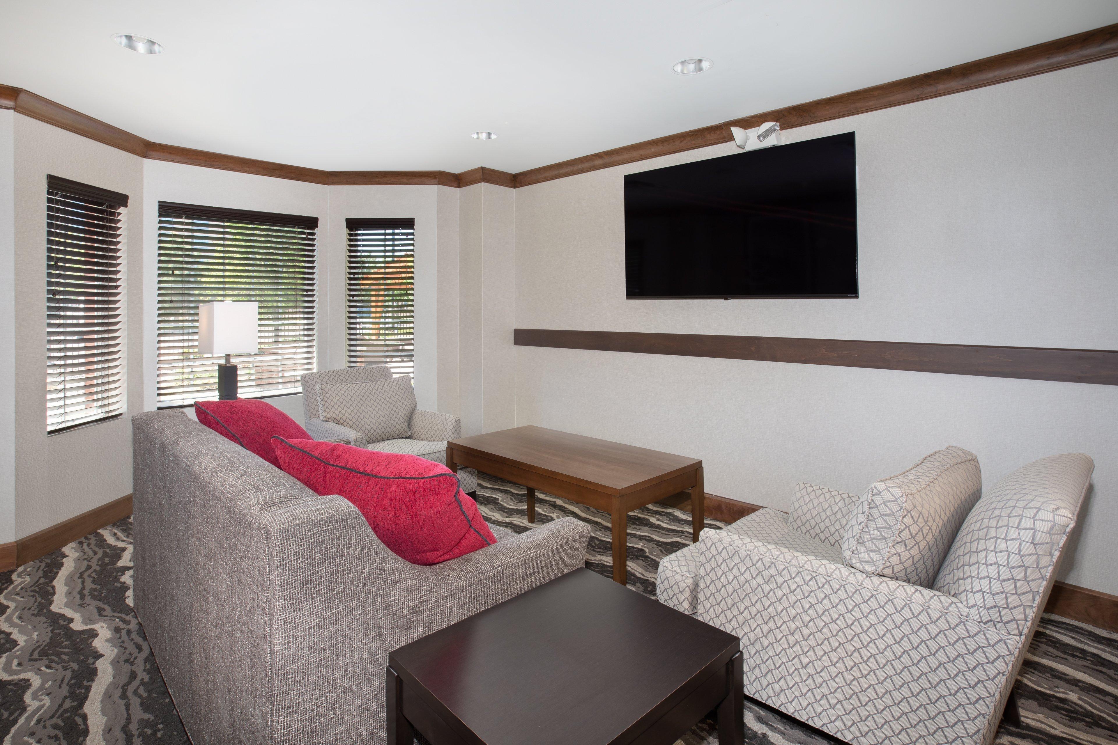 Staybridge International Airport By Ihg Denver
