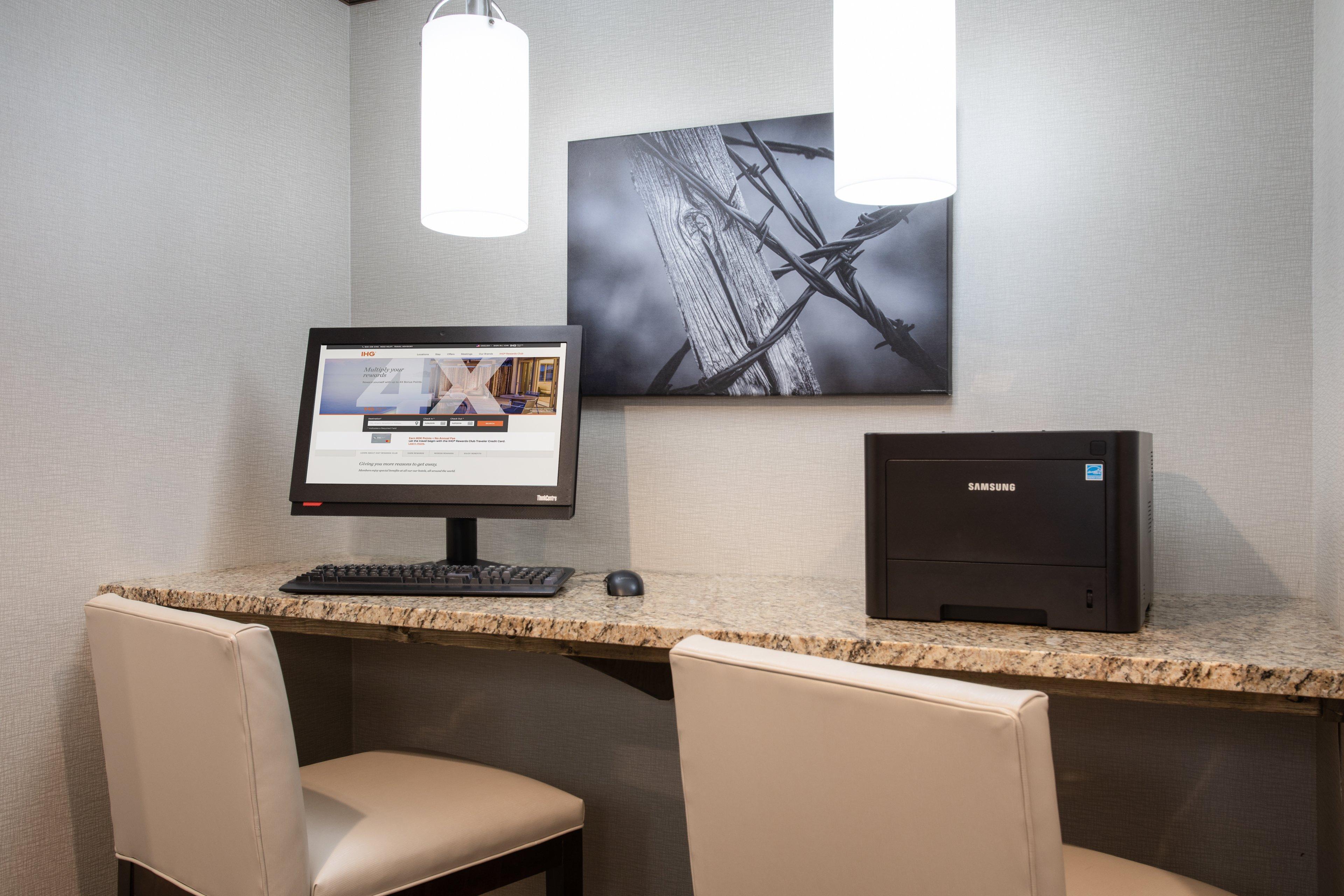Staybridge International Airport By Ihg Hotel