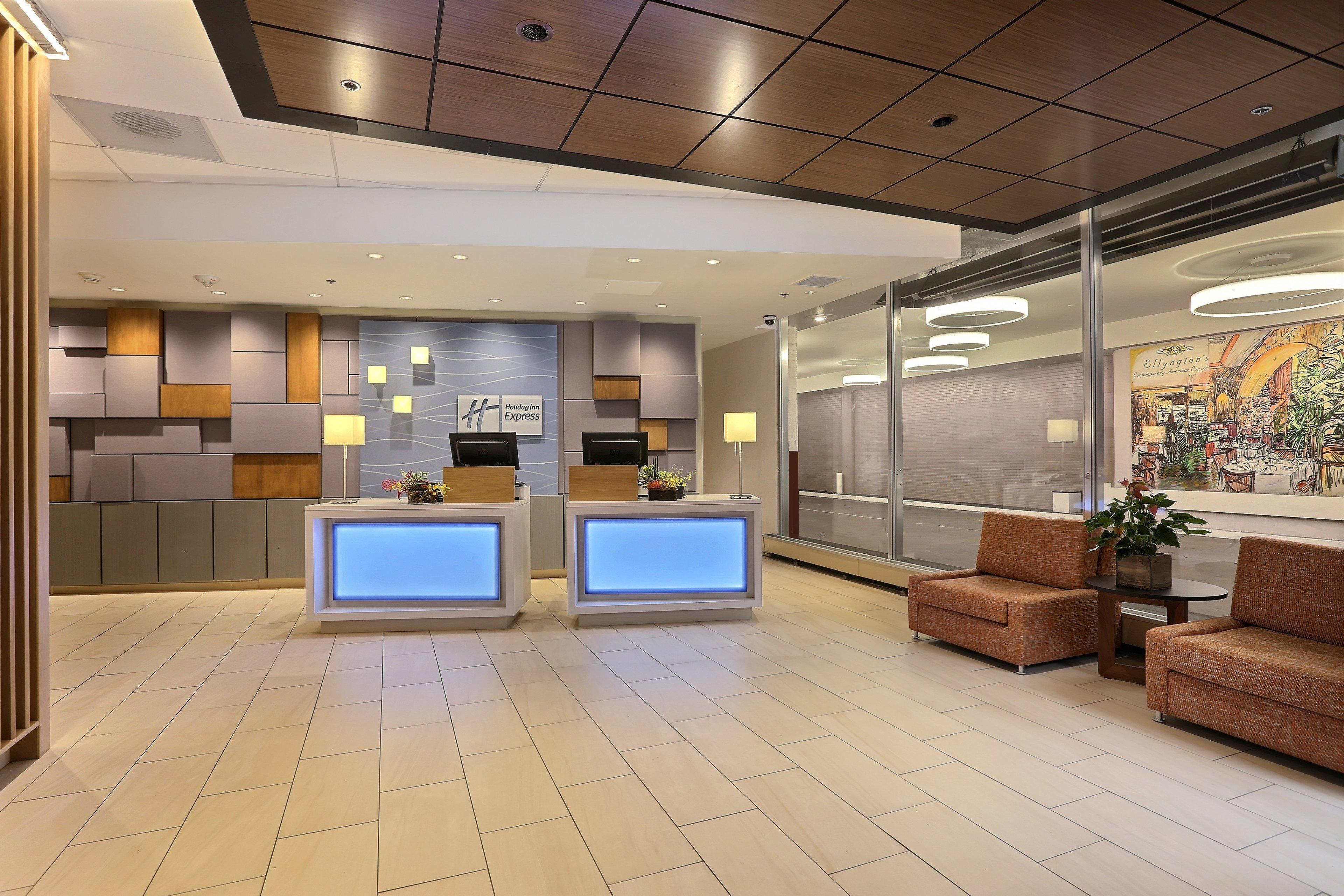 Express Downtown By Ihg Hotel