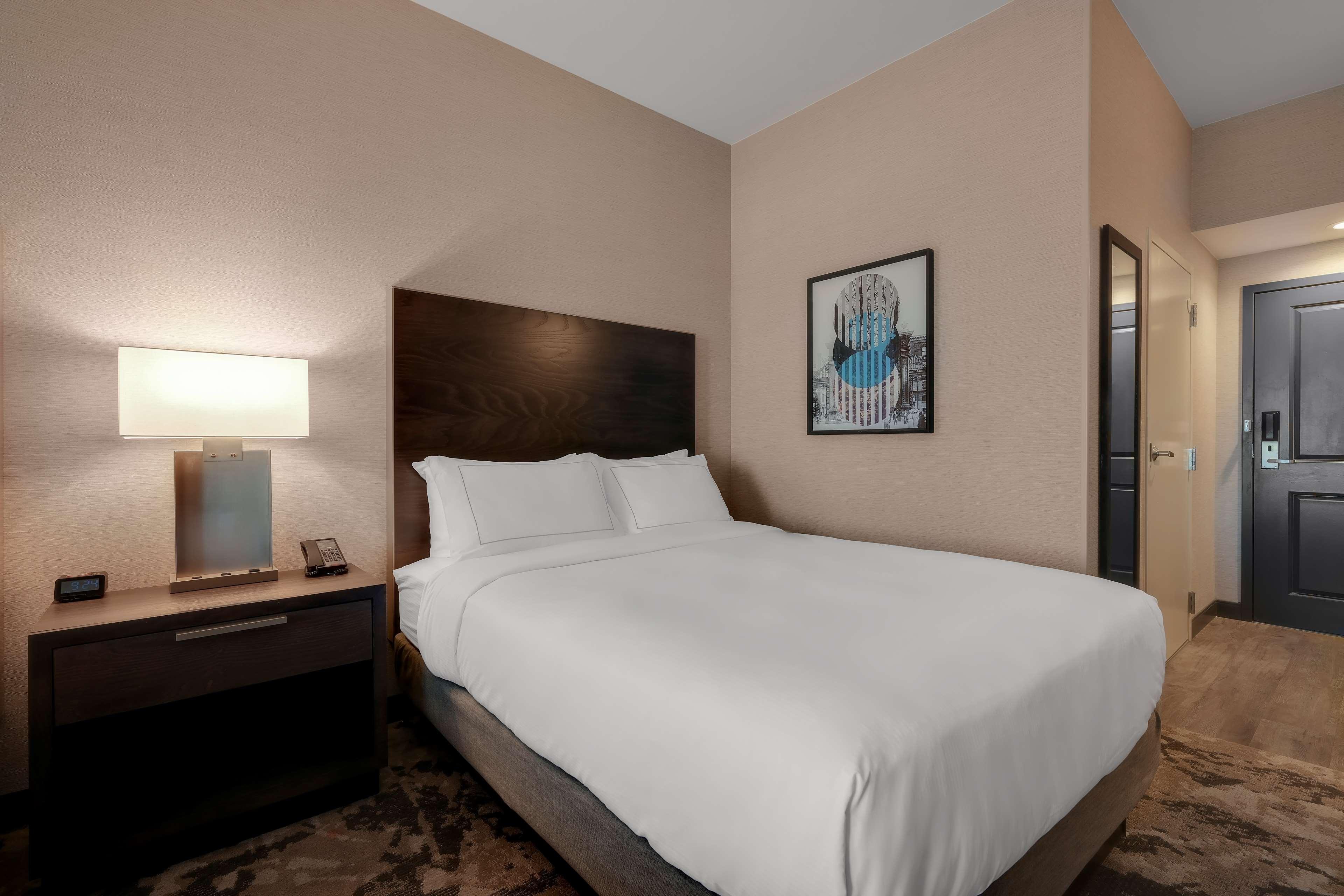 Doubletree By Hilton International Airport, Co