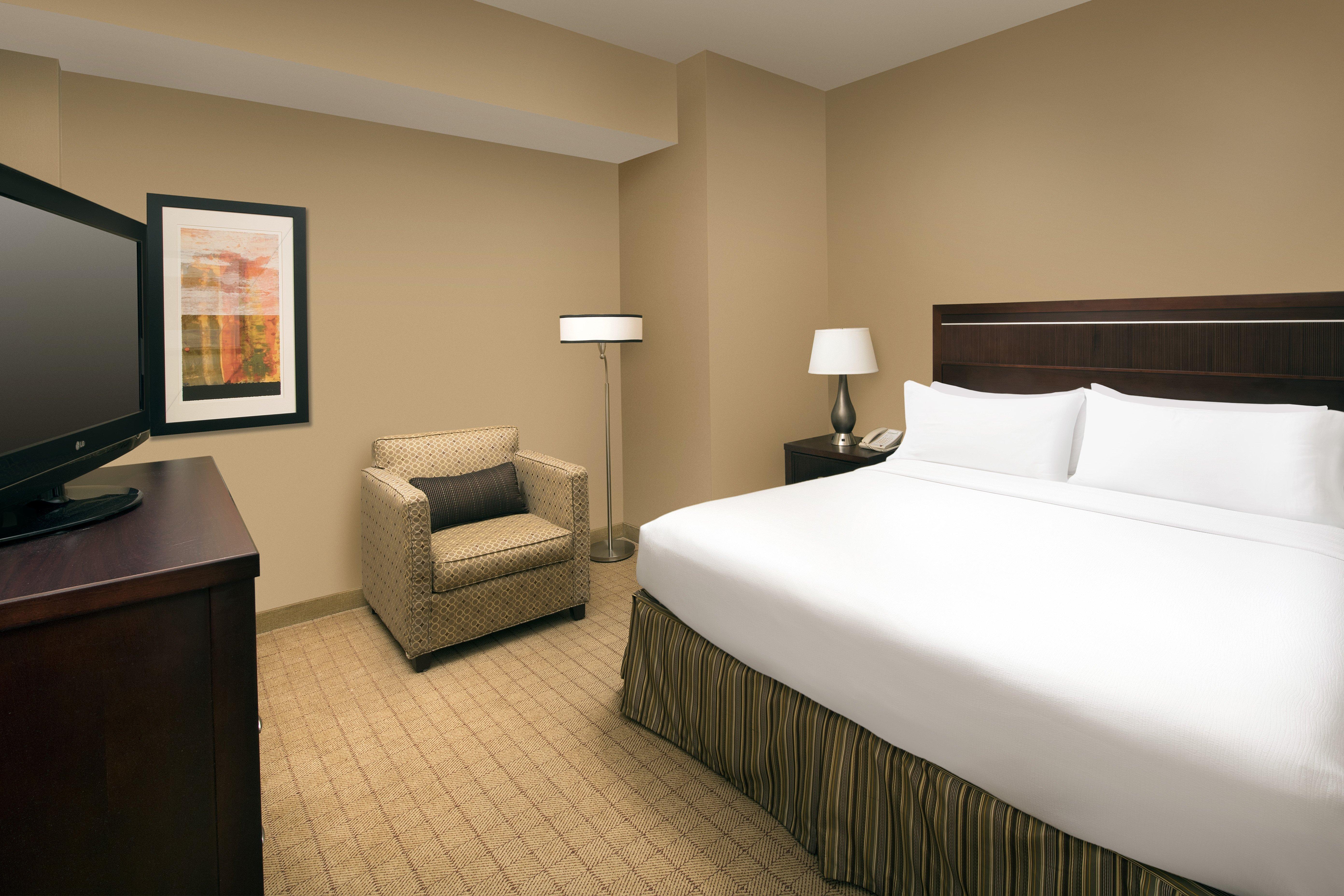 Doubletree By Hilton International Airport, Co 4*