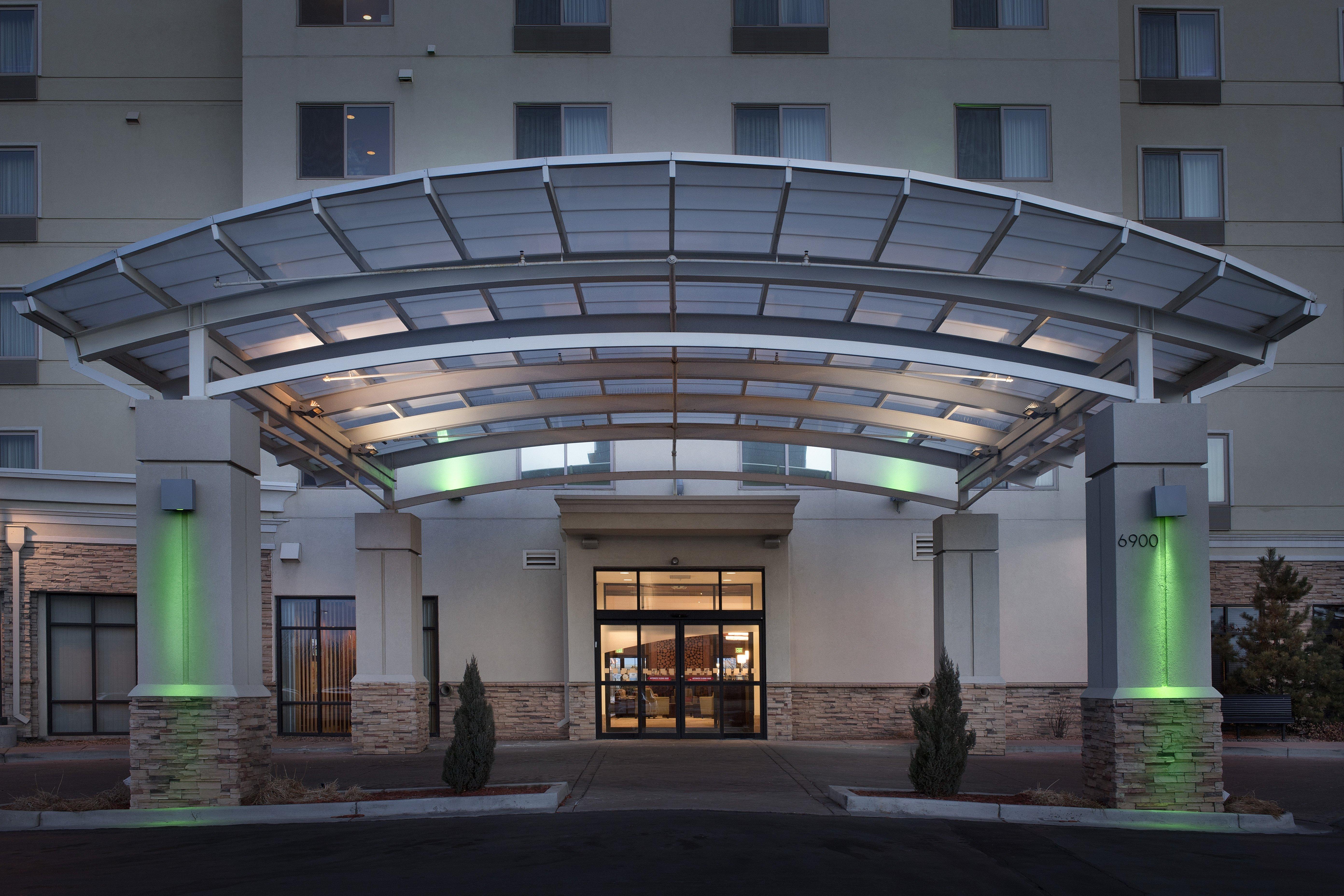 Doubletree By Hilton International Airport, Co Denver