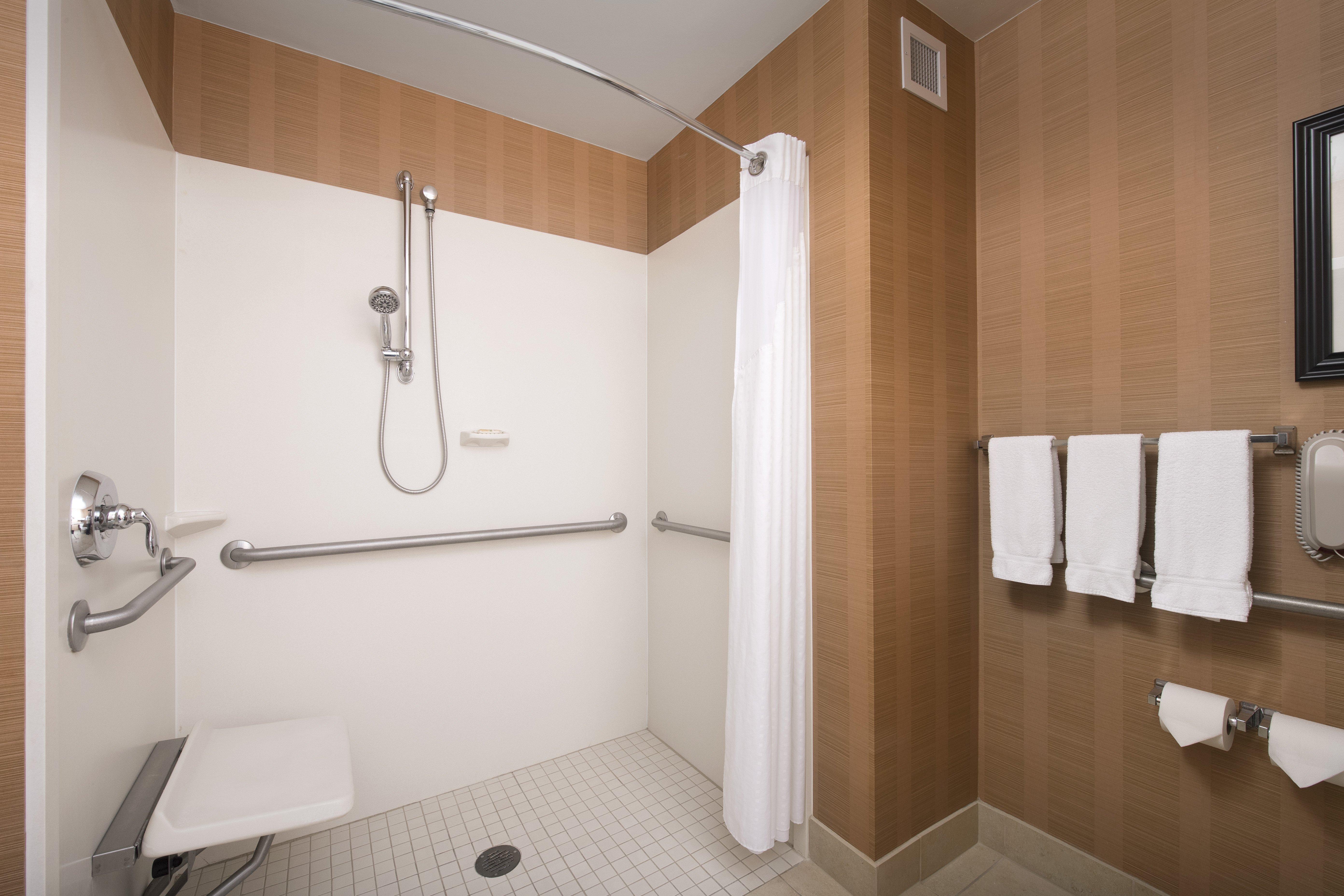 Doubletree By Hilton International Airport, Co Hotel