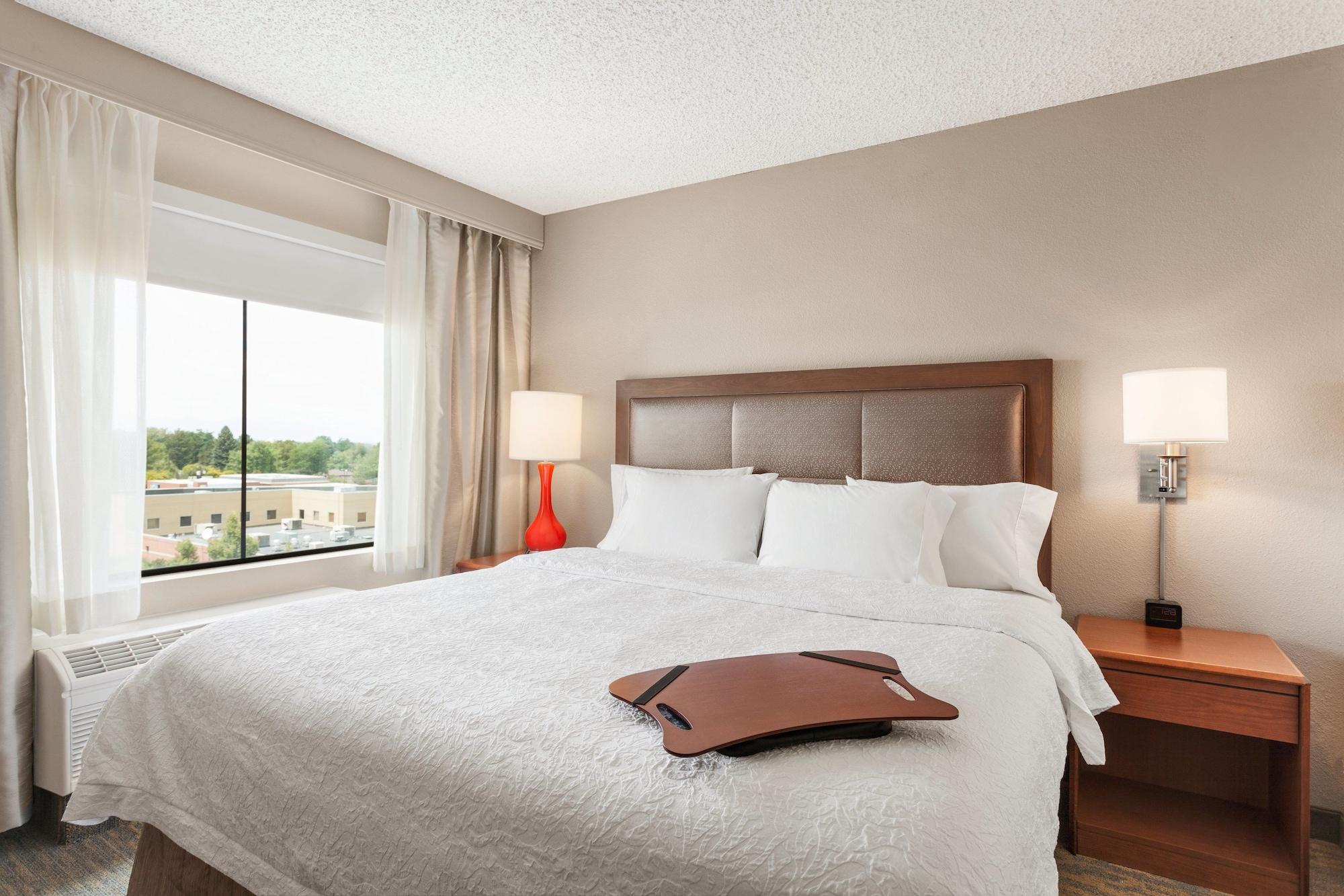 Hotel Hampton & Denver-cherry Creek 3*