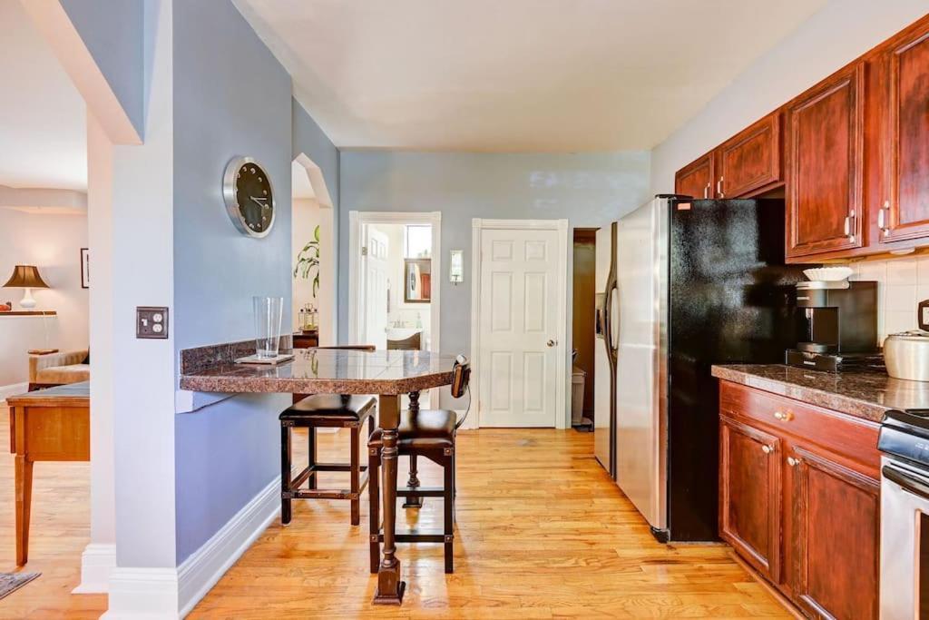 Victorian Manor 1 Mile From Downtown Denver! Holiday home *