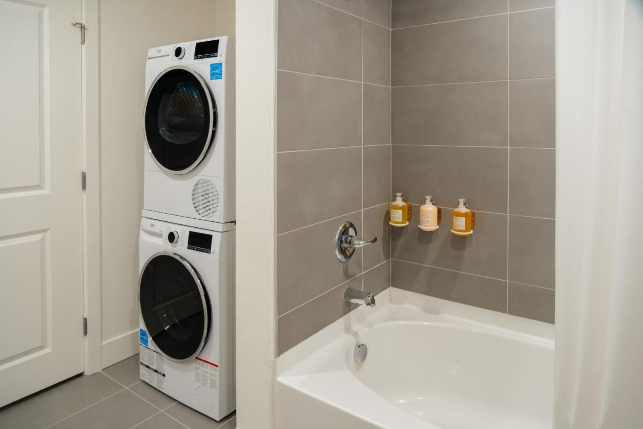 Sonder Ceros Rino Aparthotel