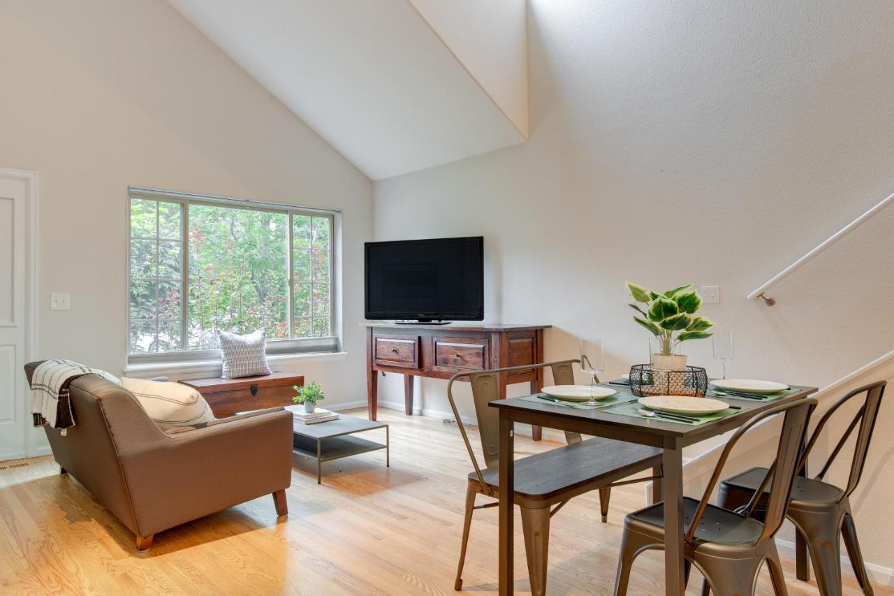 Stylish Retreat With Patio, 1 Mi To Downtown!