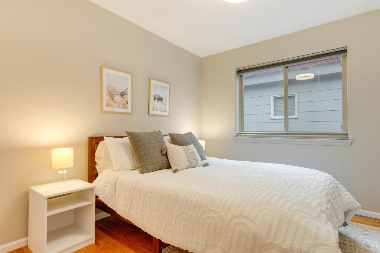 Stylish Retreat With Patio, 1 Mi To Downtown! Denver