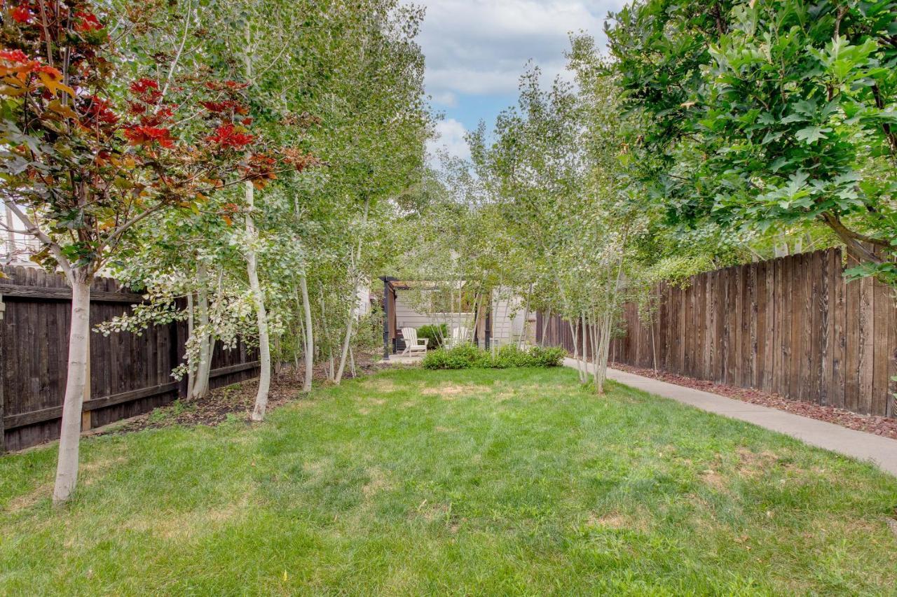 Holiday home Stylish Retreat With Patio, 1 Mi To Downtown! *
