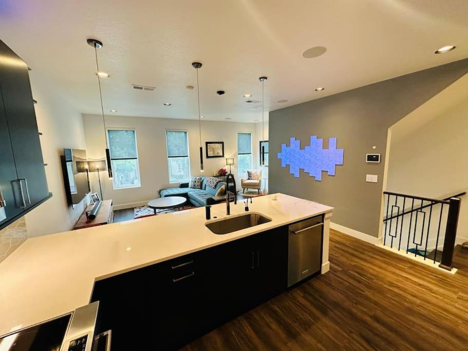 Downtown Smart House Holiday home Denver
