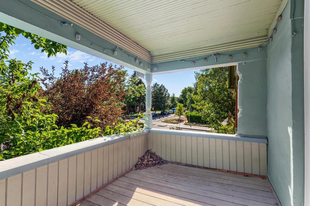 151 W 2nd Ave - *