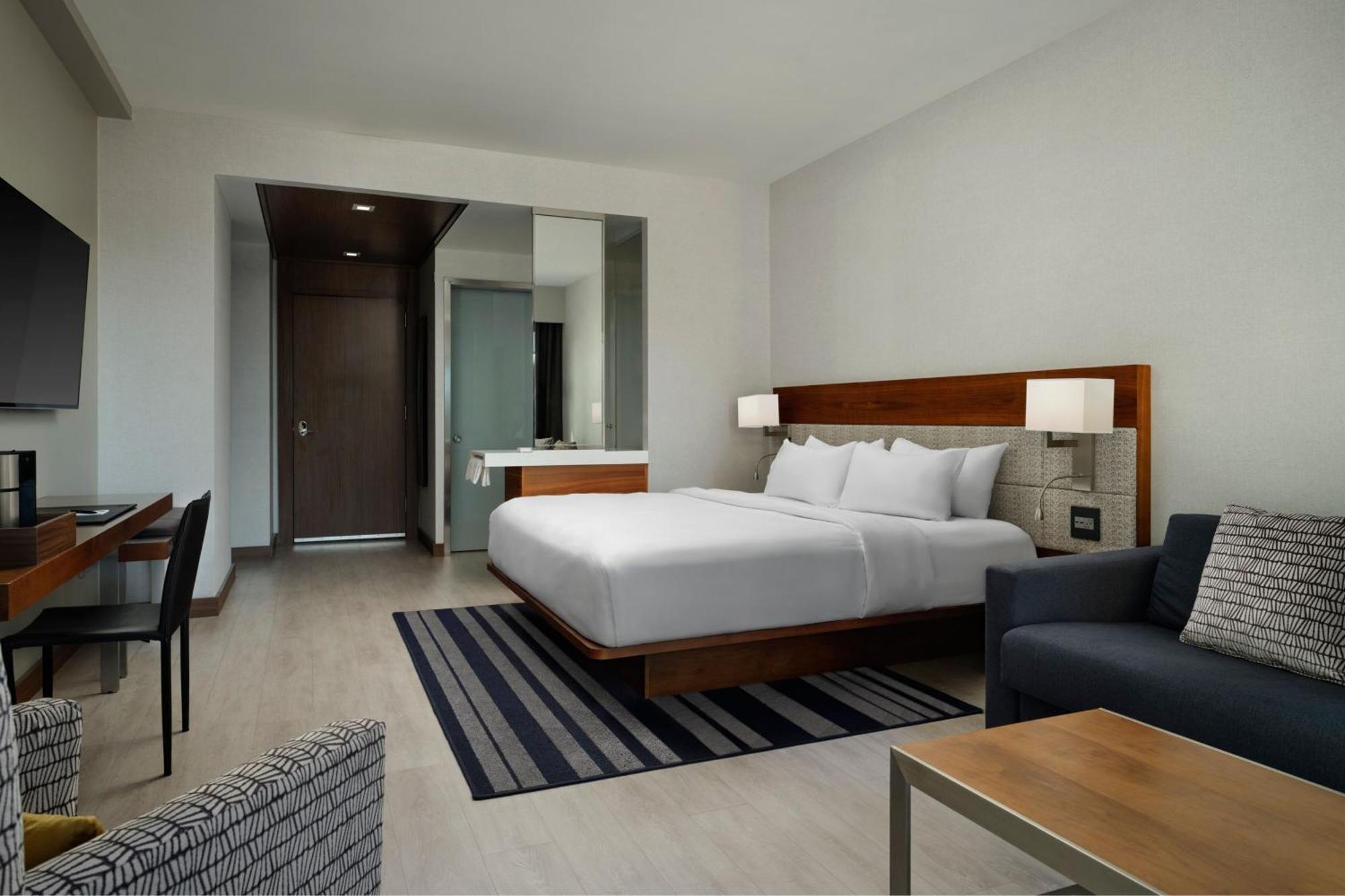 Hotel Ac By Marriott Downtown