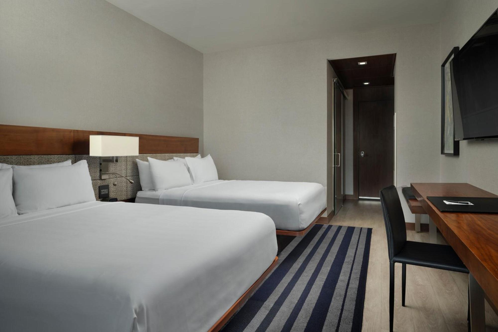 Ac By Marriott Downtown