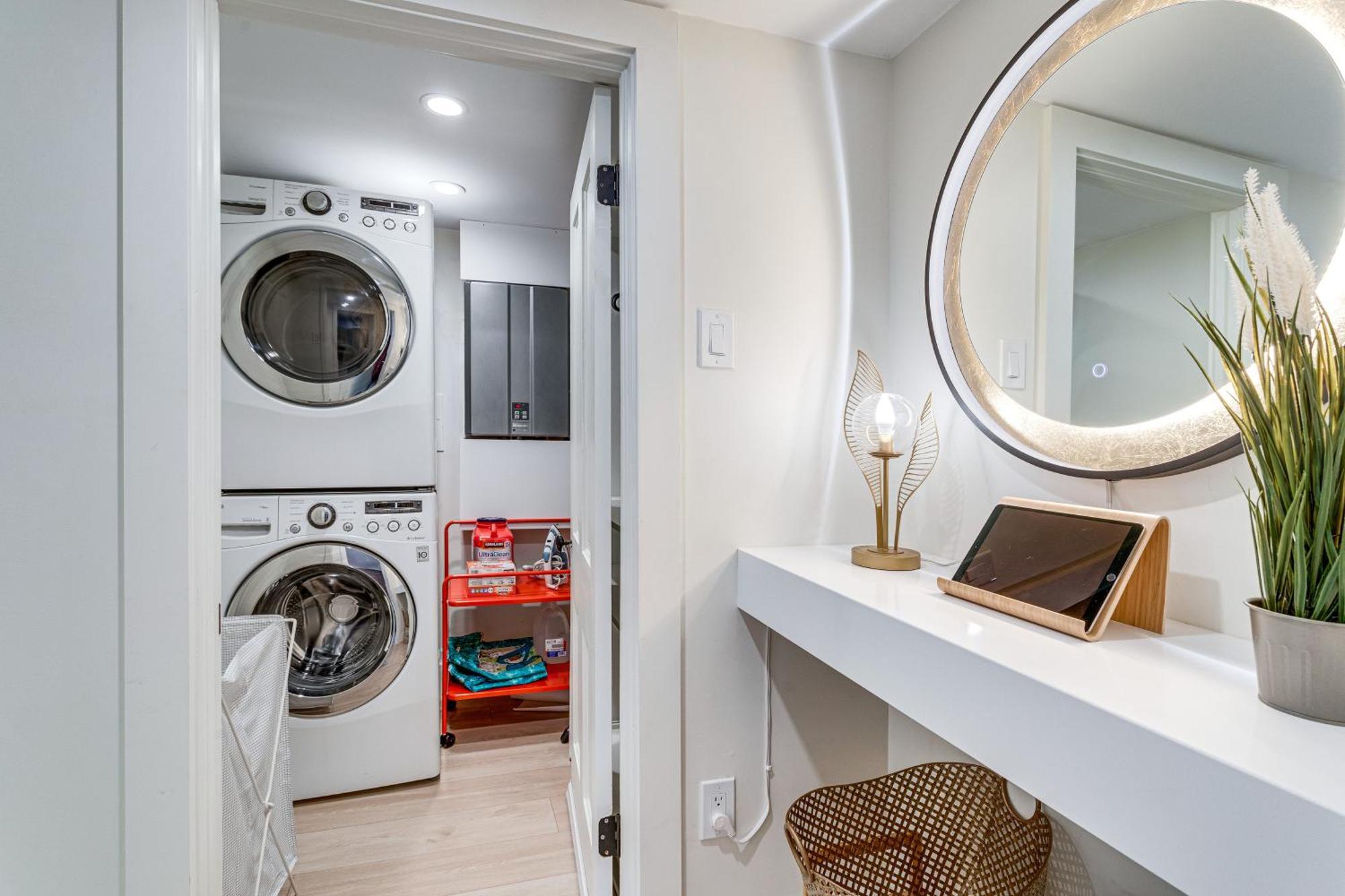 Apartment Stylish Pet-friendly Gem, 2 Mi To Downtown! Denver