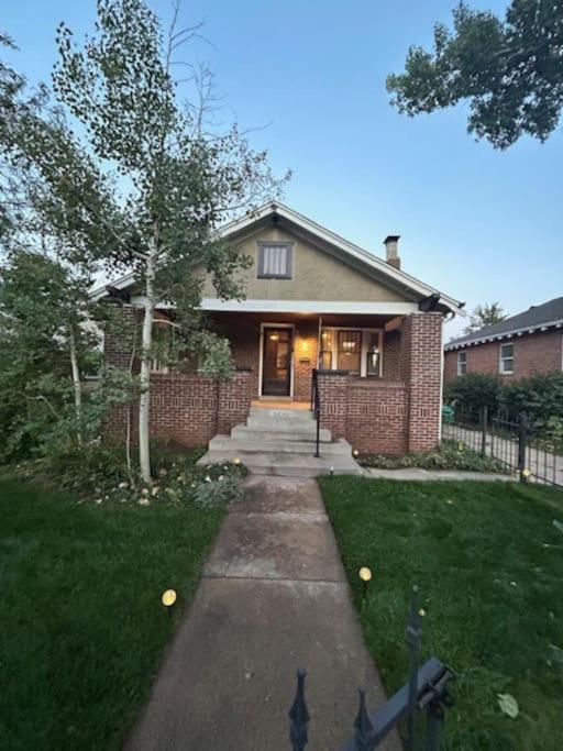Cozy Near Restaurants, Coffeeshops, Hospitals, A Prime Spot! Holiday home *