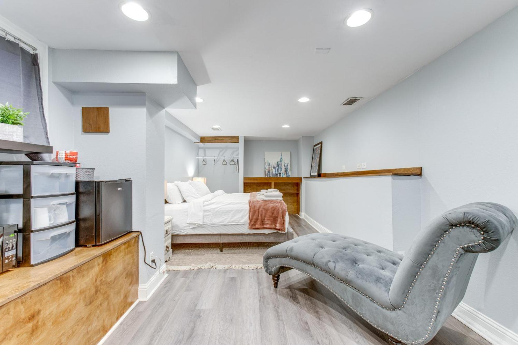 Apartment Cozy With Patio - 1 Mi To Coors Field! *