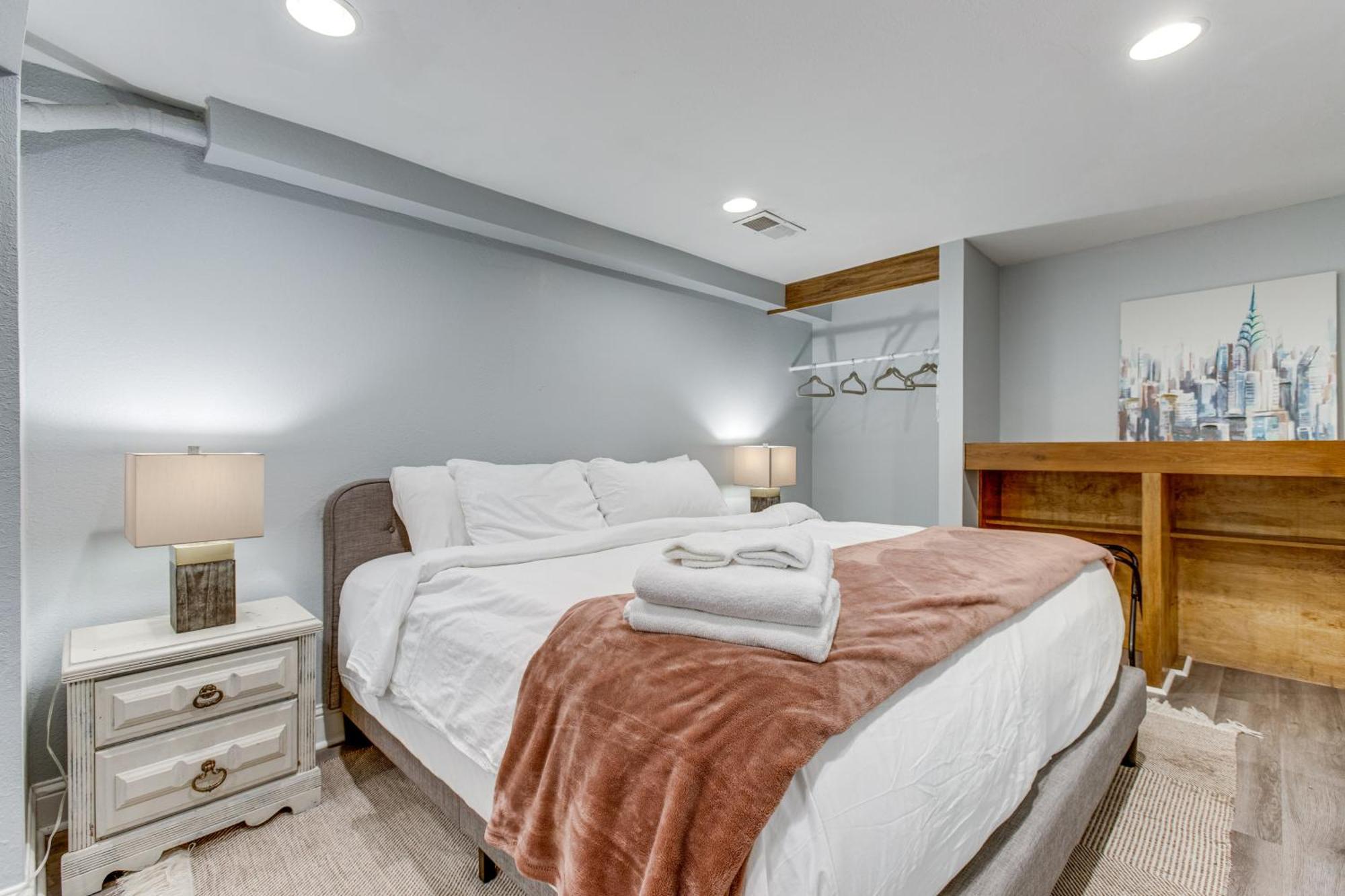 Apartment Cozy With Patio - 1 Mi To Coors Field! *