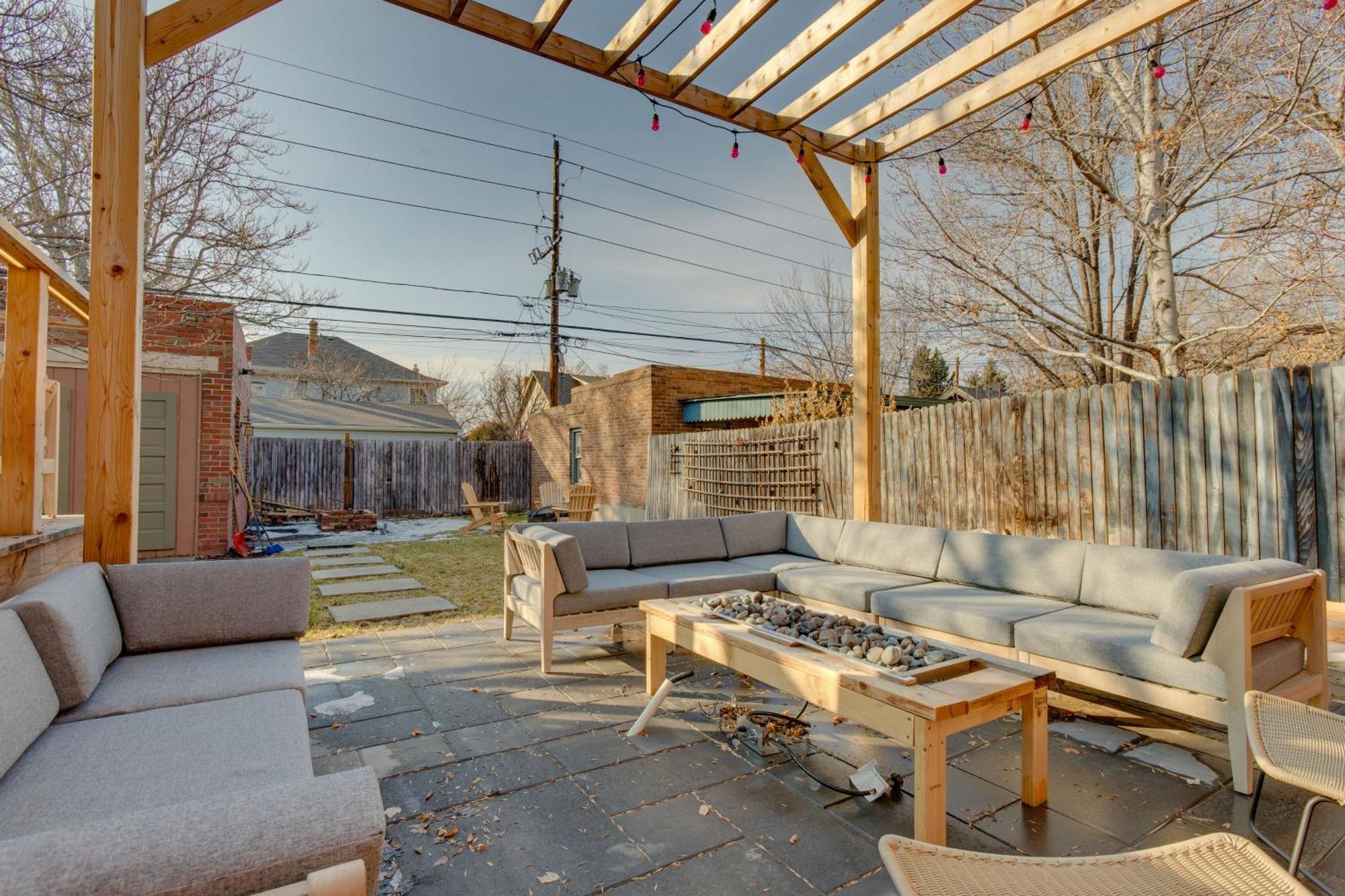 Holiday home Ideally Located With Hot Tub And Fire Pits *