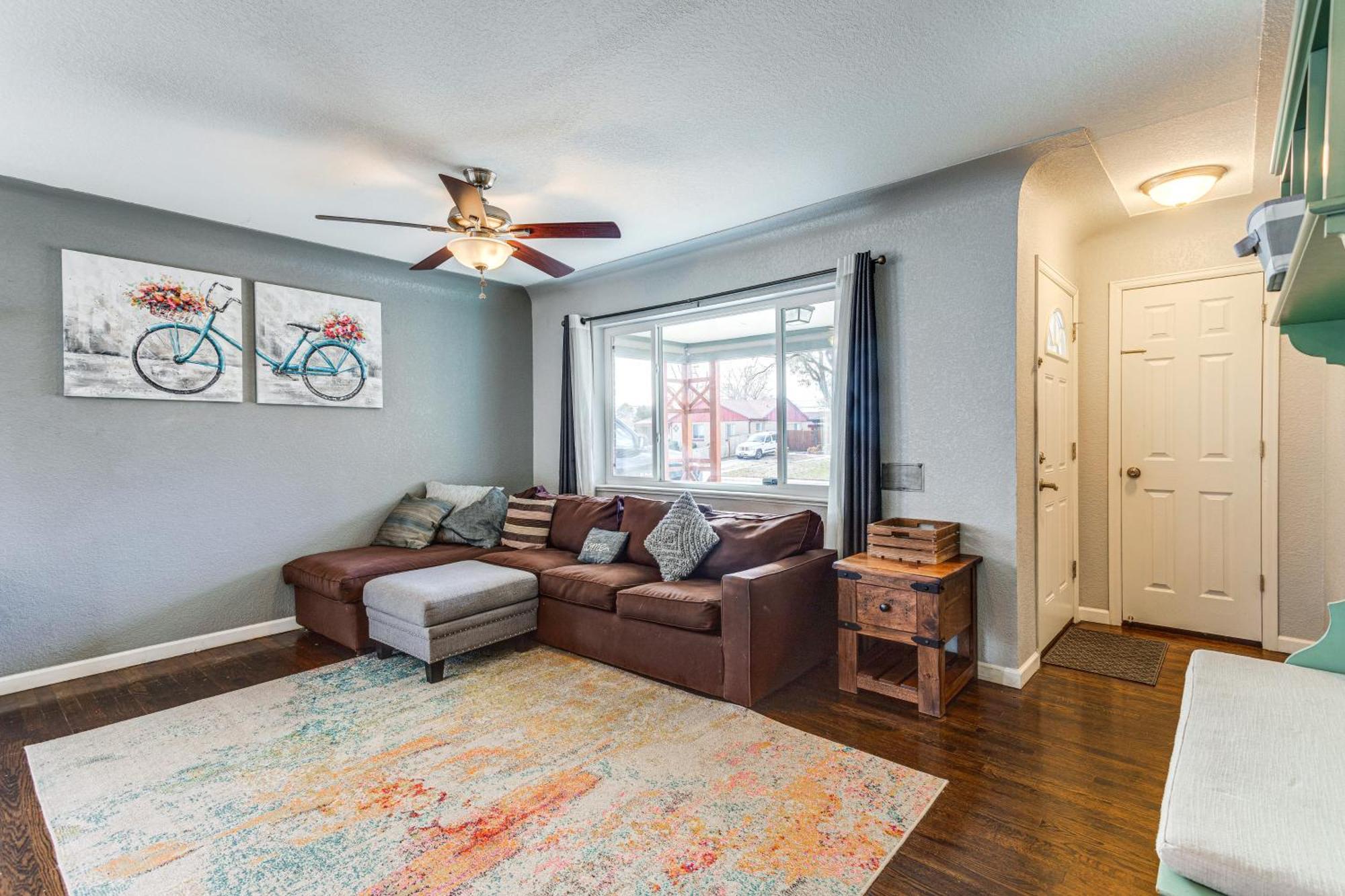 Holiday home Pet-friendly With Yard, 5 Mi To Downtown