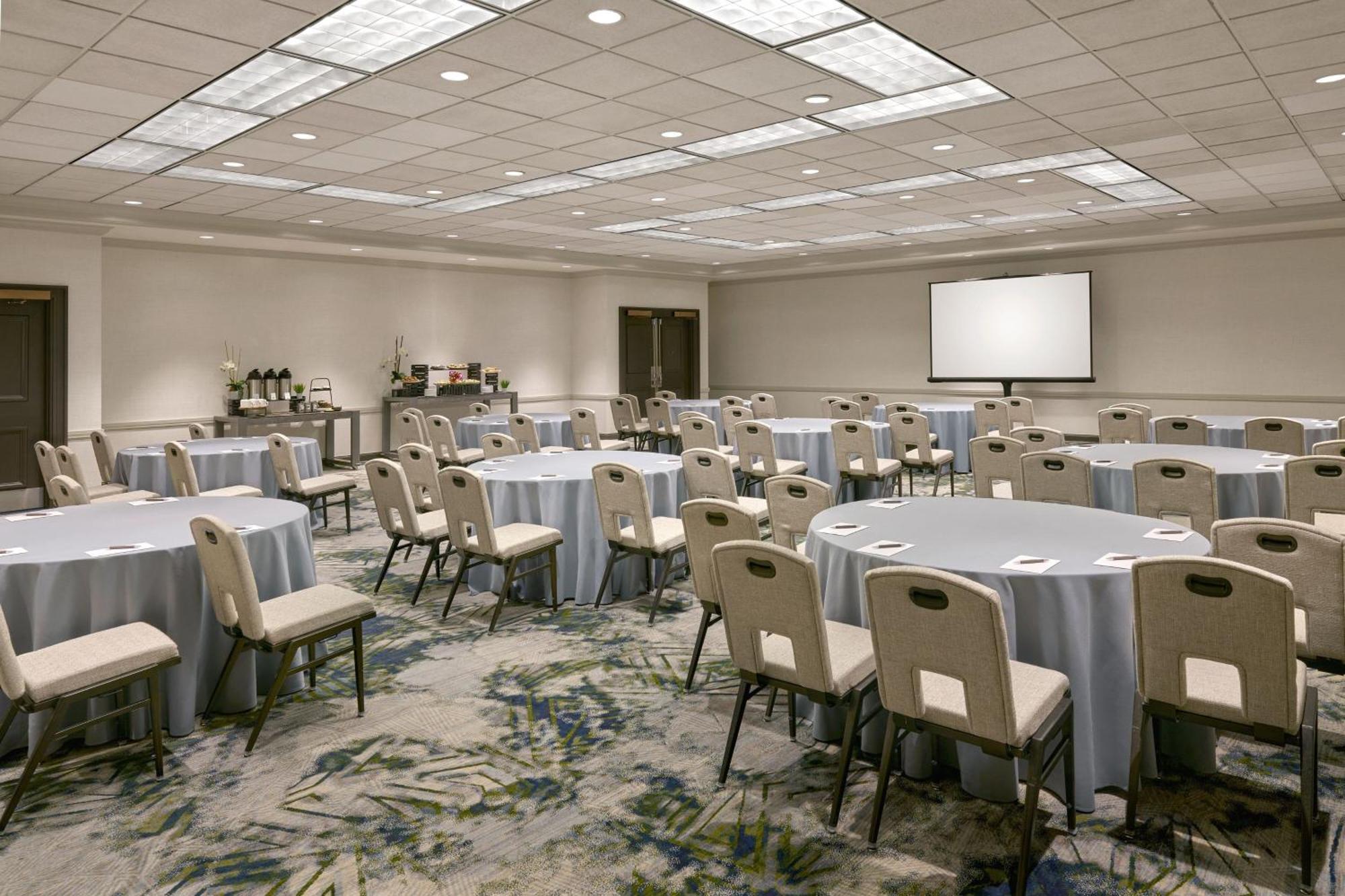 Hotel Sheraton Downtown 4*