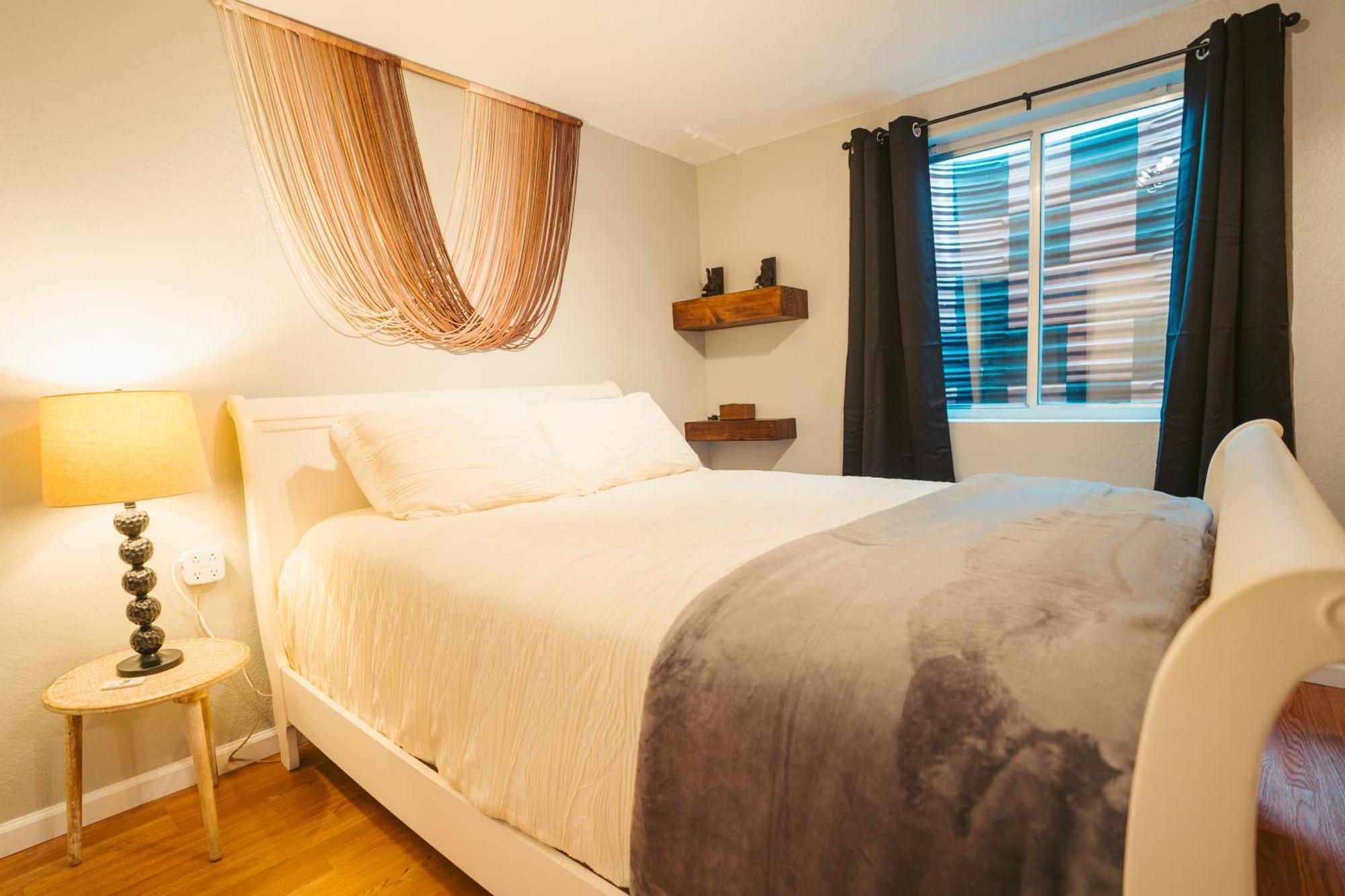 Windsor Retreat Private Basement Guest house Denver