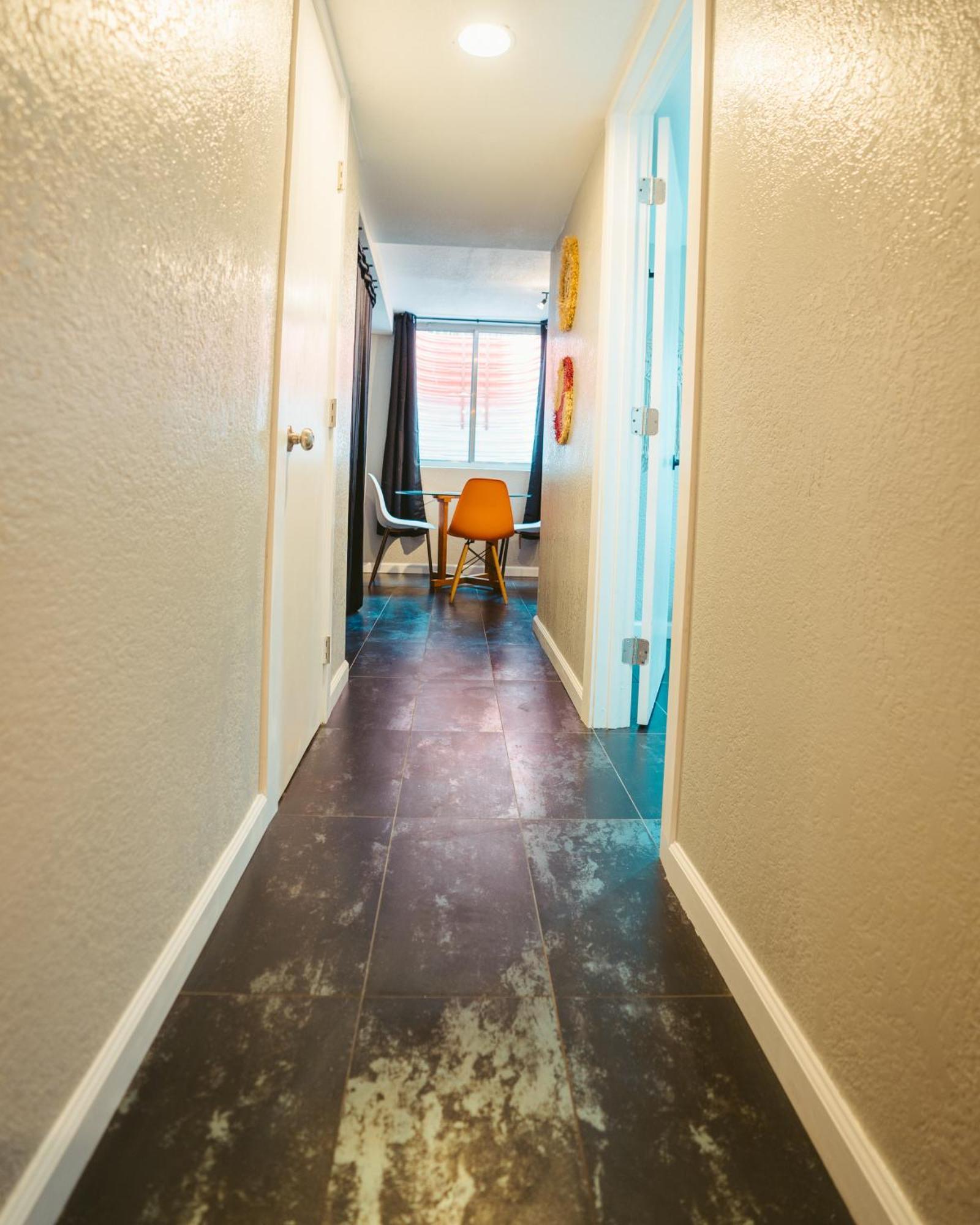 Windsor Retreat Private Basement * Denver