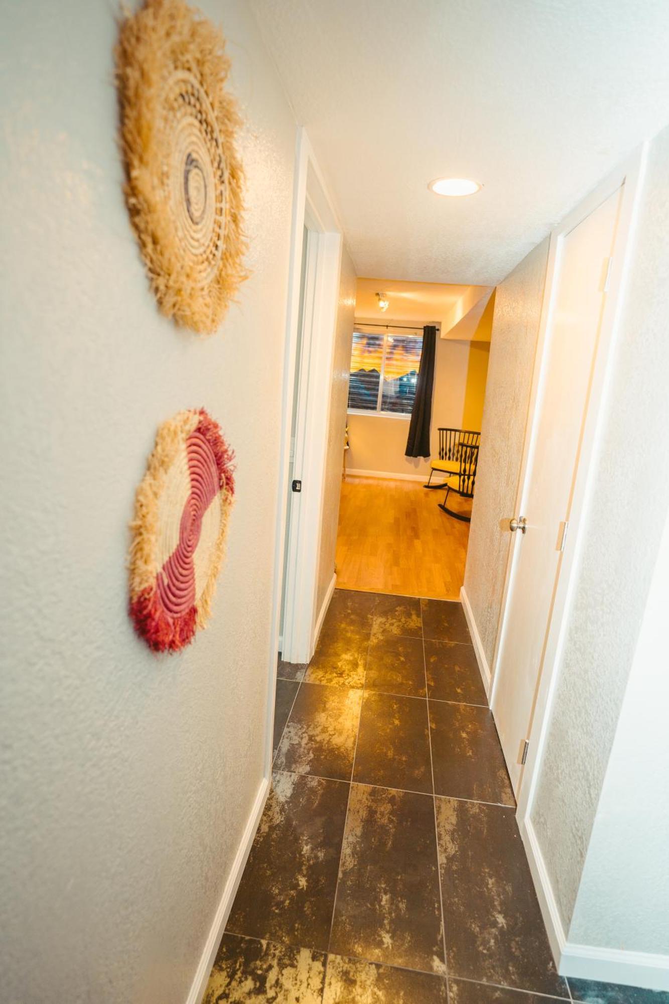 Guest house Windsor Retreat Private Basement *
