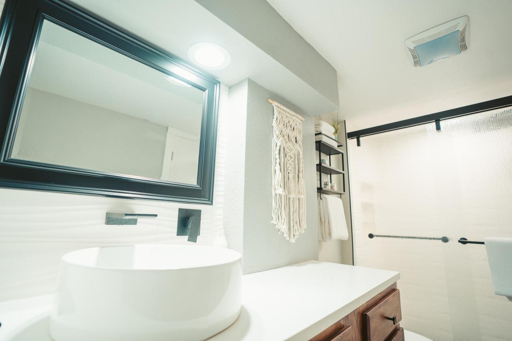 Guest house Windsor Retreat Private Basement *