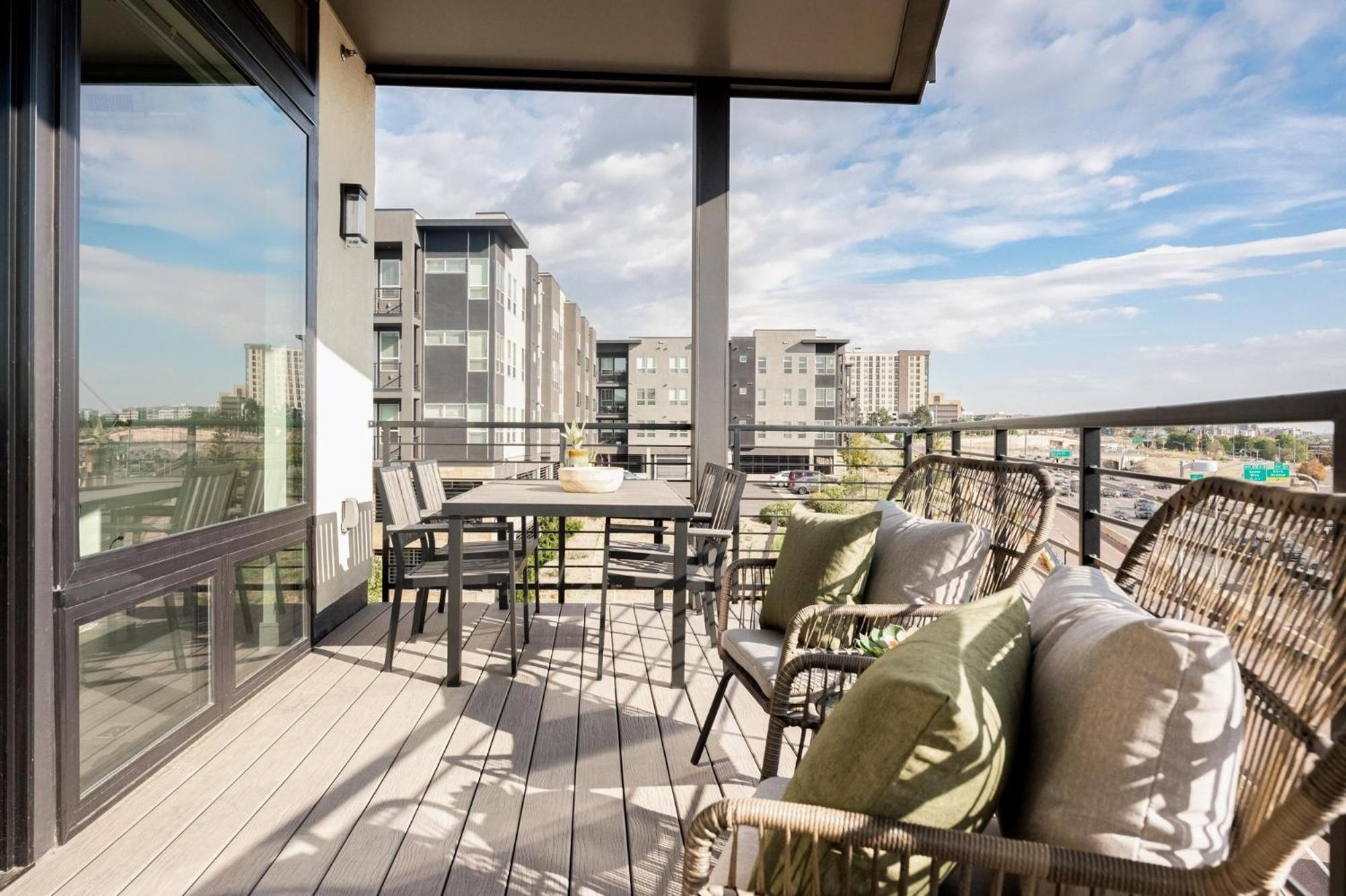 Views! - Chic Jefferson Park - Tesoro Holiday home *