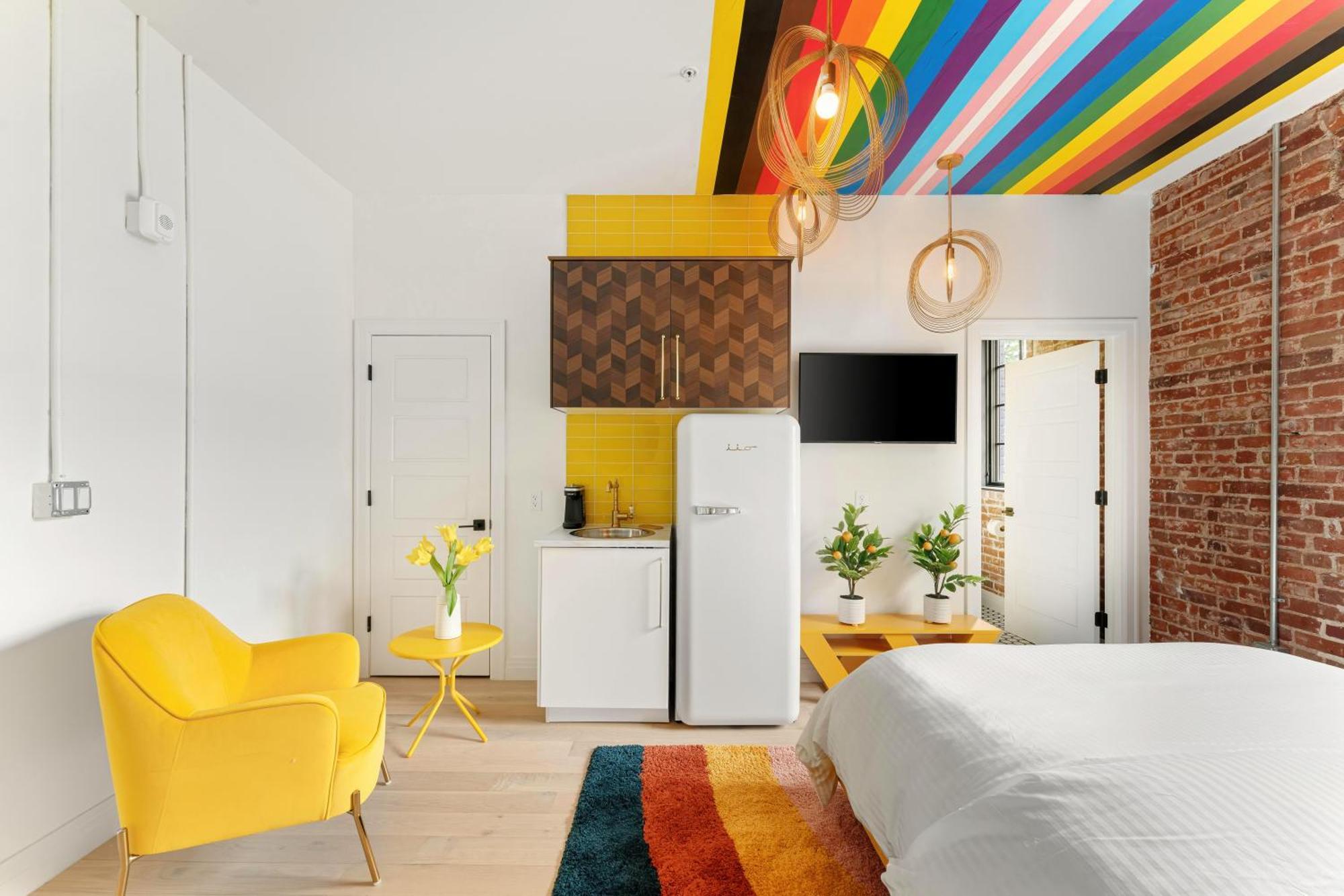 The Acoma House Aparthotel 3*