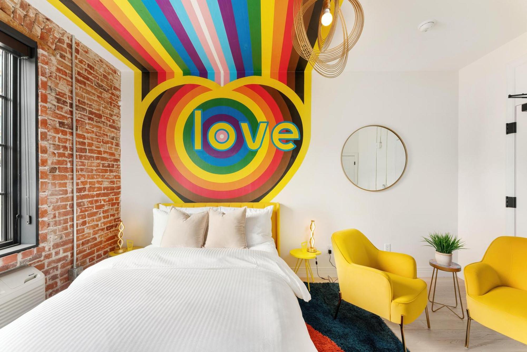 The Acoma House Aparthotel