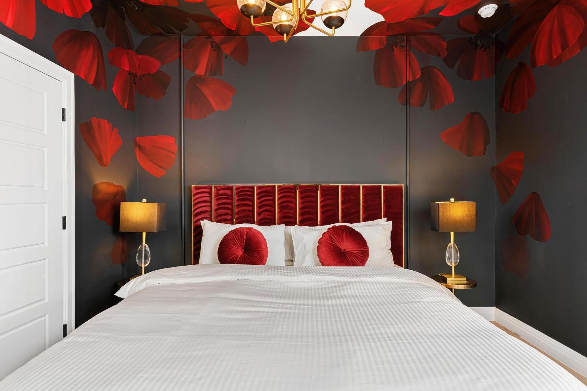 The Acoma House Aparthotel