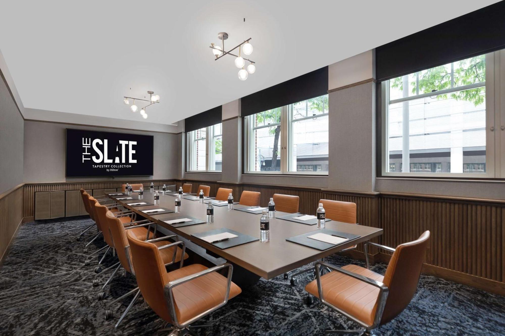 The Slate Downtown, Tapestry By Hilton 4*