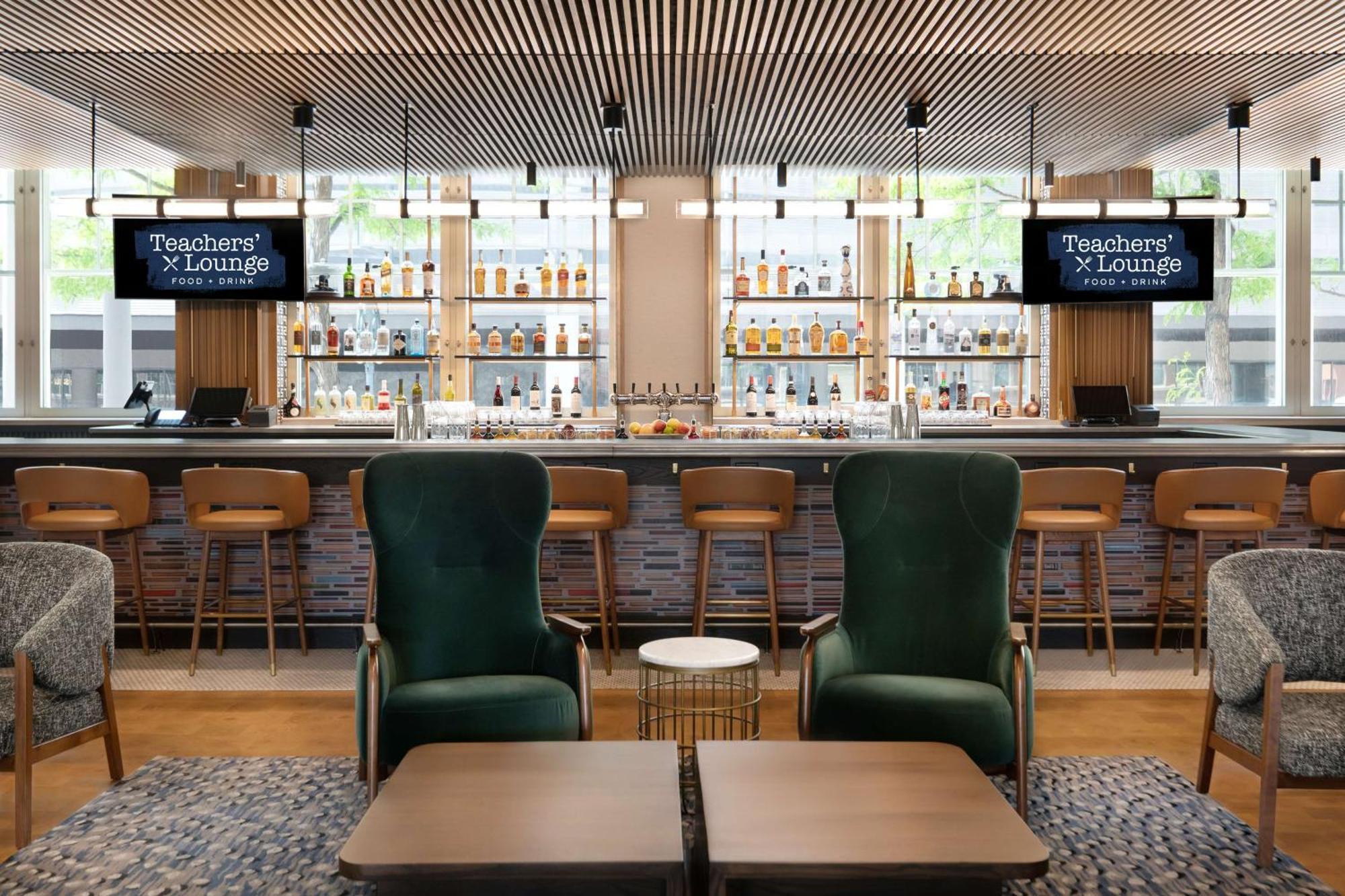 The Slate Downtown, Tapestry By Hilton 4*