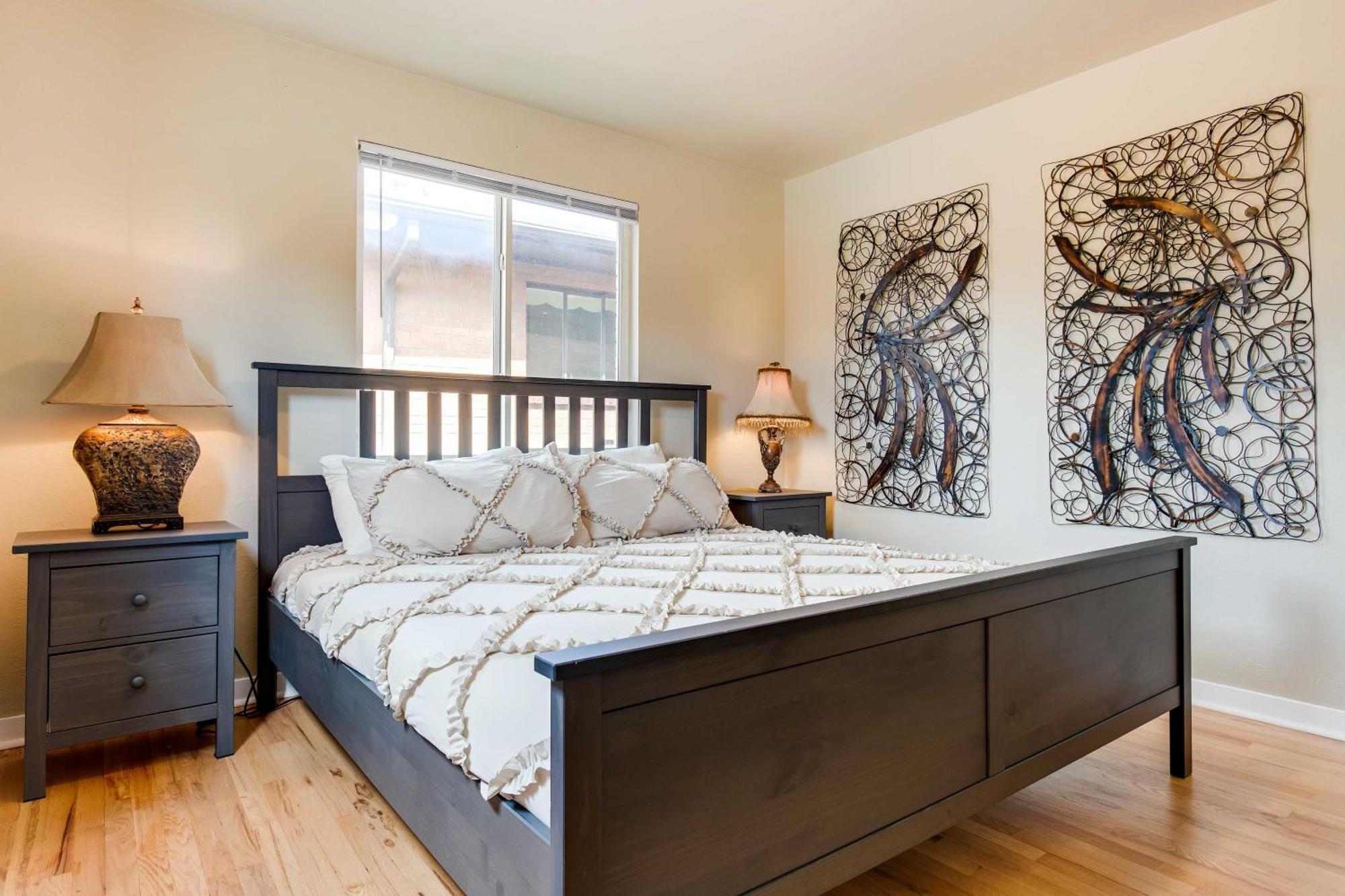 Charming Cherry Creek Duplex 3 Mi To Zoo! * Denver