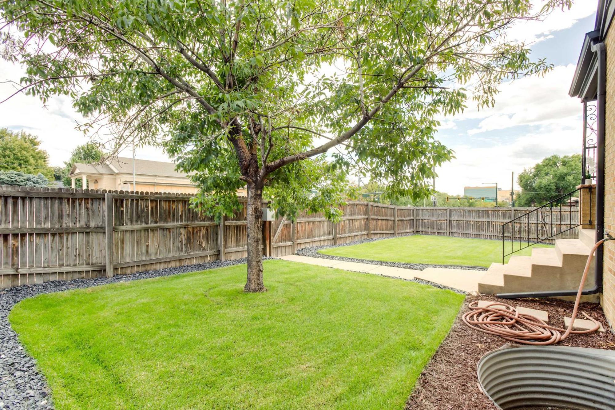 Charming Cherry Creek Duplex 3 Mi To Zoo! Holiday home *