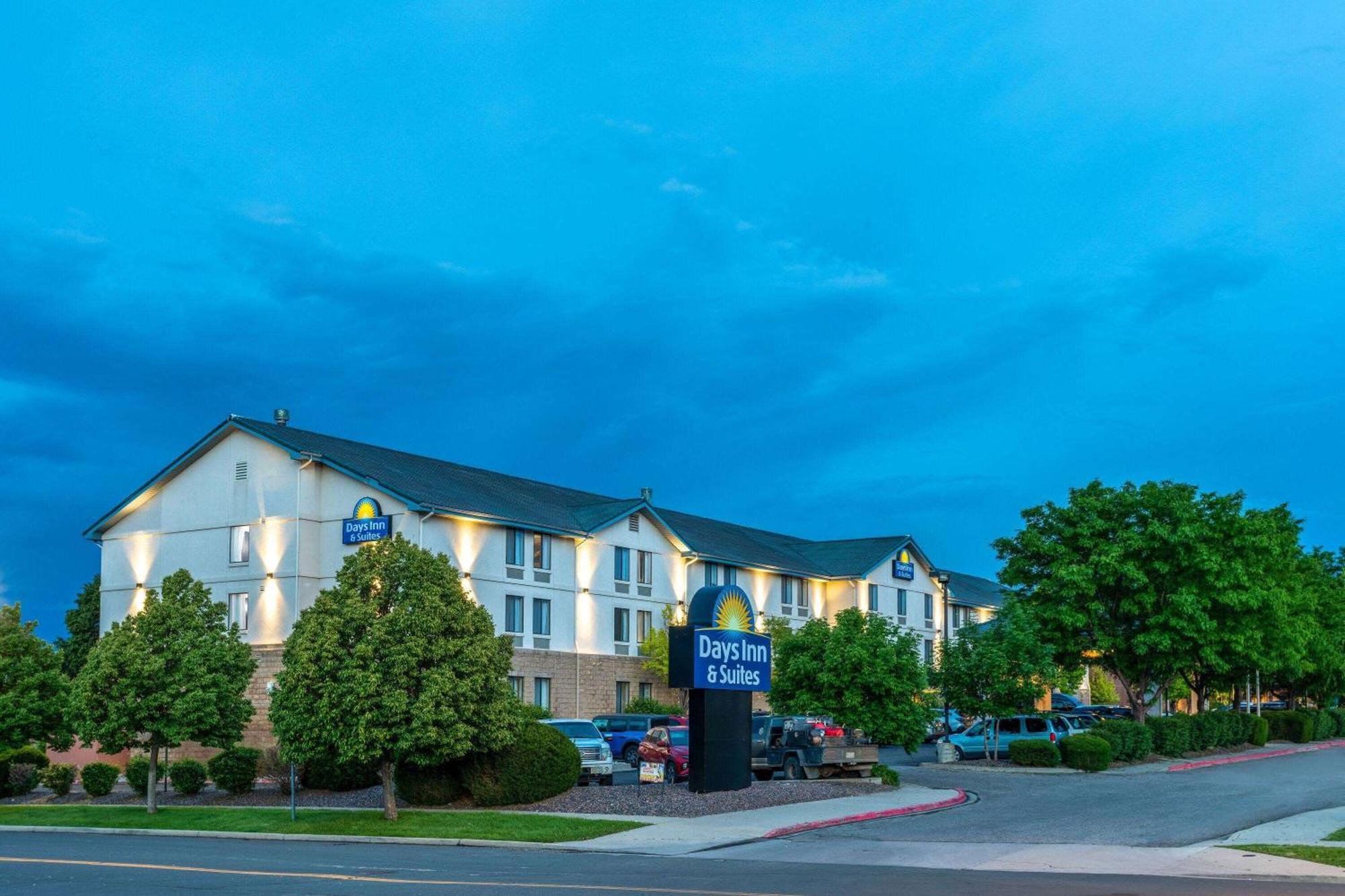 Days & By Wyndham International Airport Hotel 2*