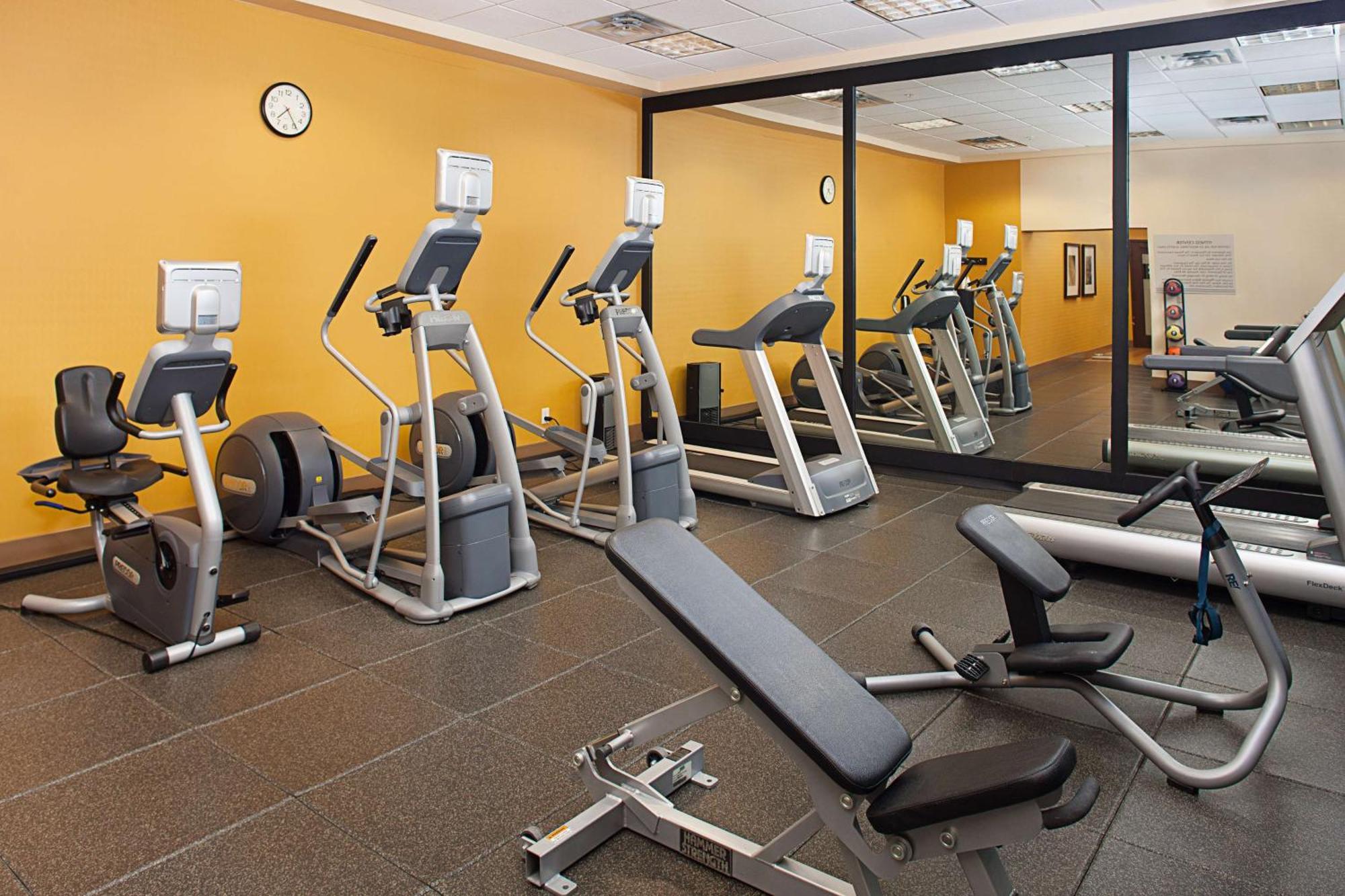 Hilton Garden Tech Center 3*