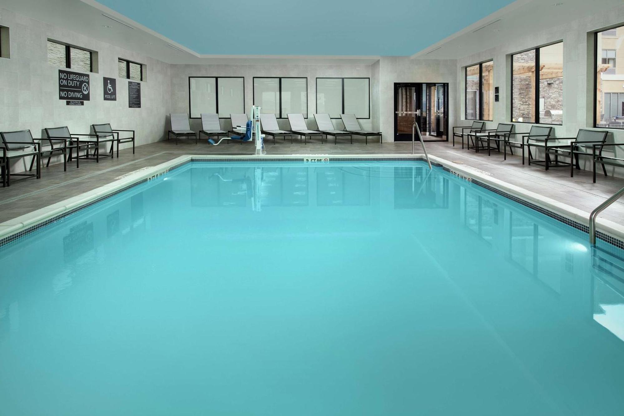 Tru By Hilton Airport Tower Road Hotel Denver
