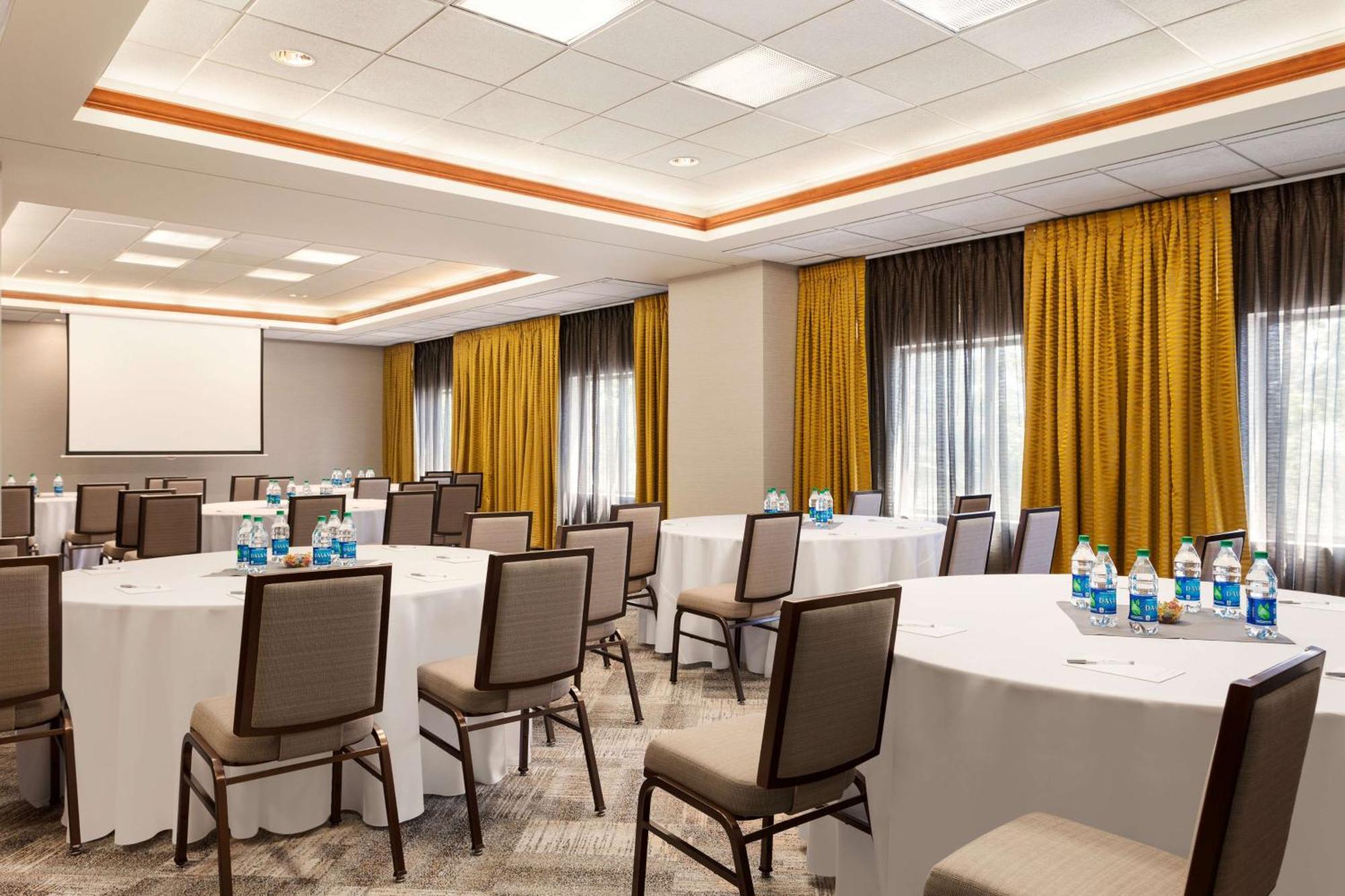 Hampton & Denver-cherry Creek Hotel Denver