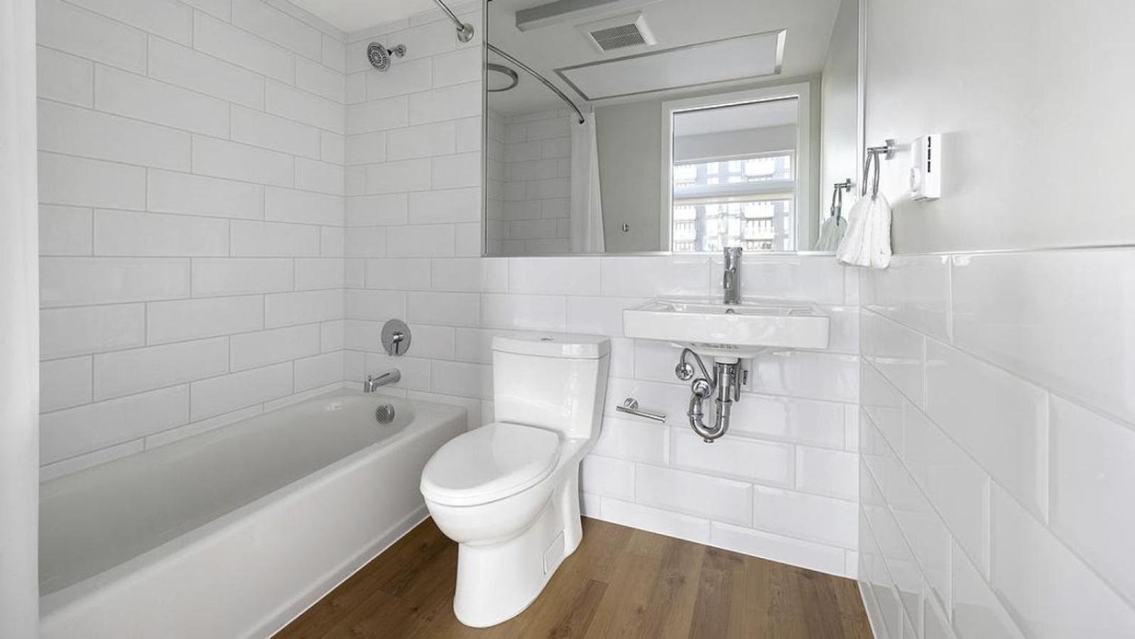 Landing - Modern With Amazing Amenities Apartment