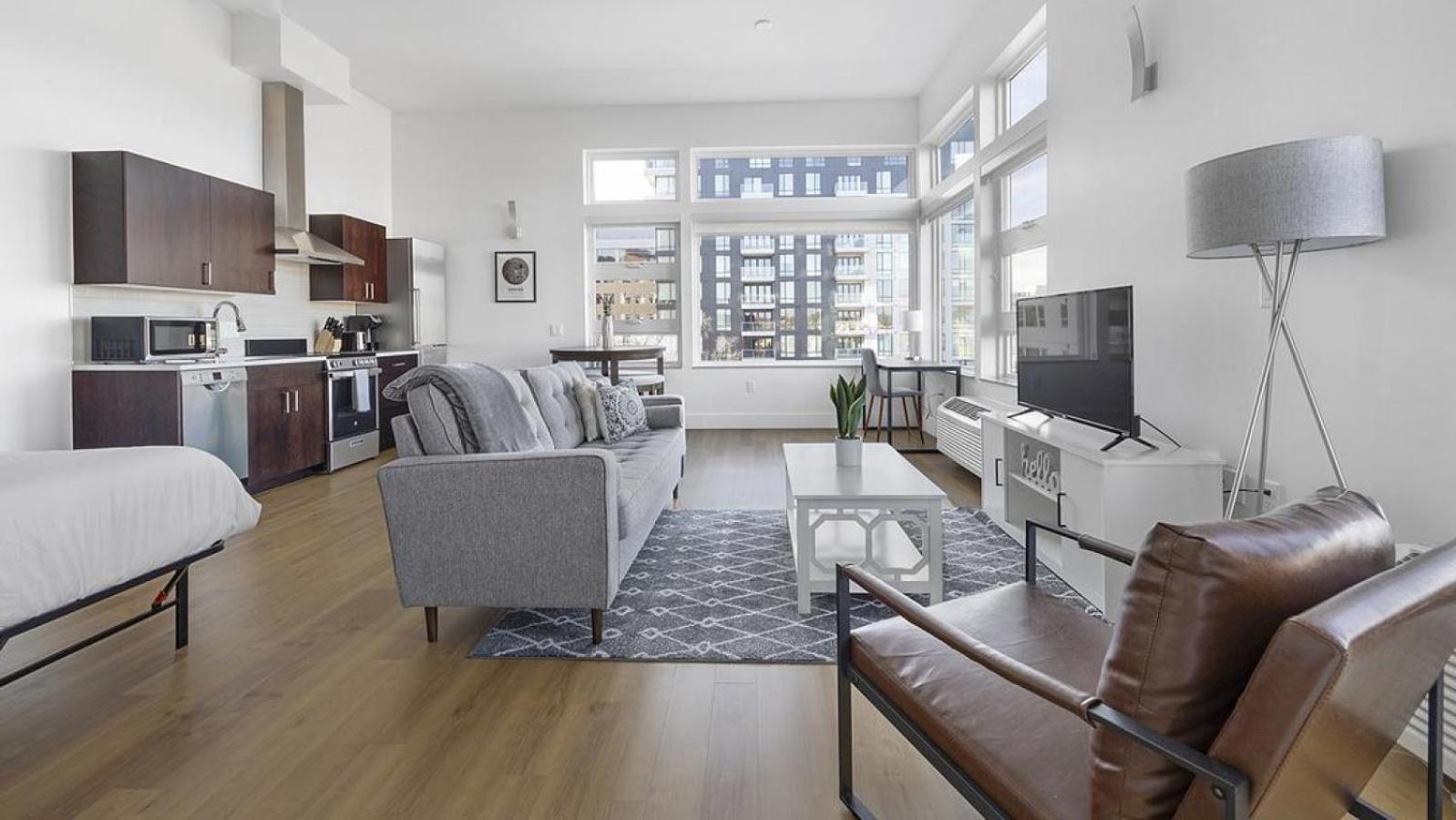Landing - Modern With Amazing Amenities * Denver
