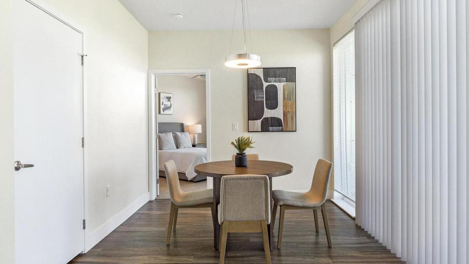 Landing Modern With Amazing Amenities * Denver